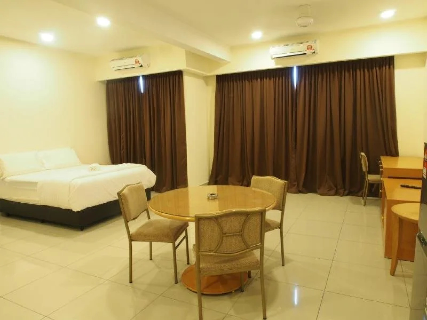 Premier Times International Hotel