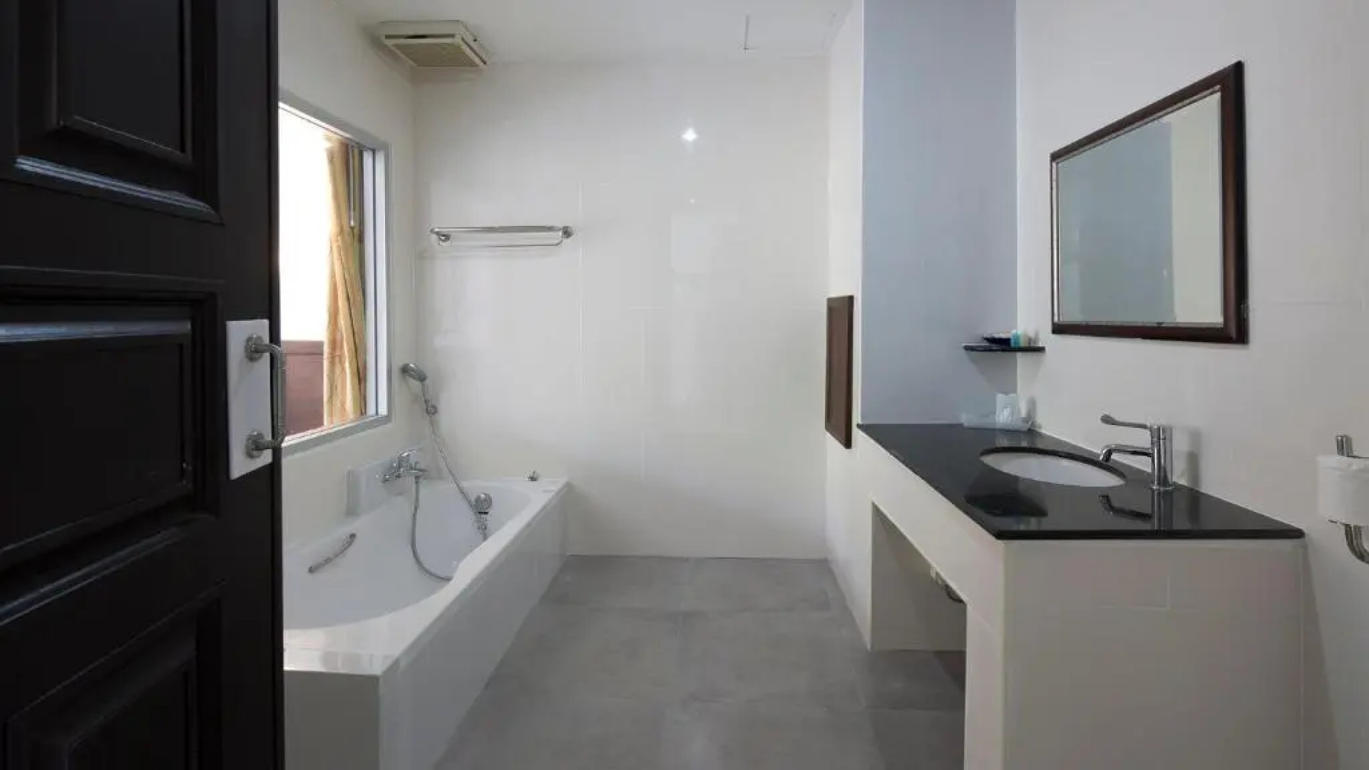 ARAYA HOTEL (SHA Extra Plus)