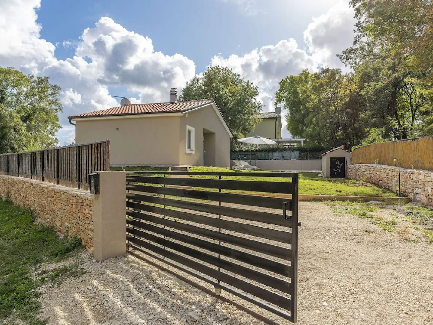 Holiday house for 4-5 persons with private pool near Rovinj