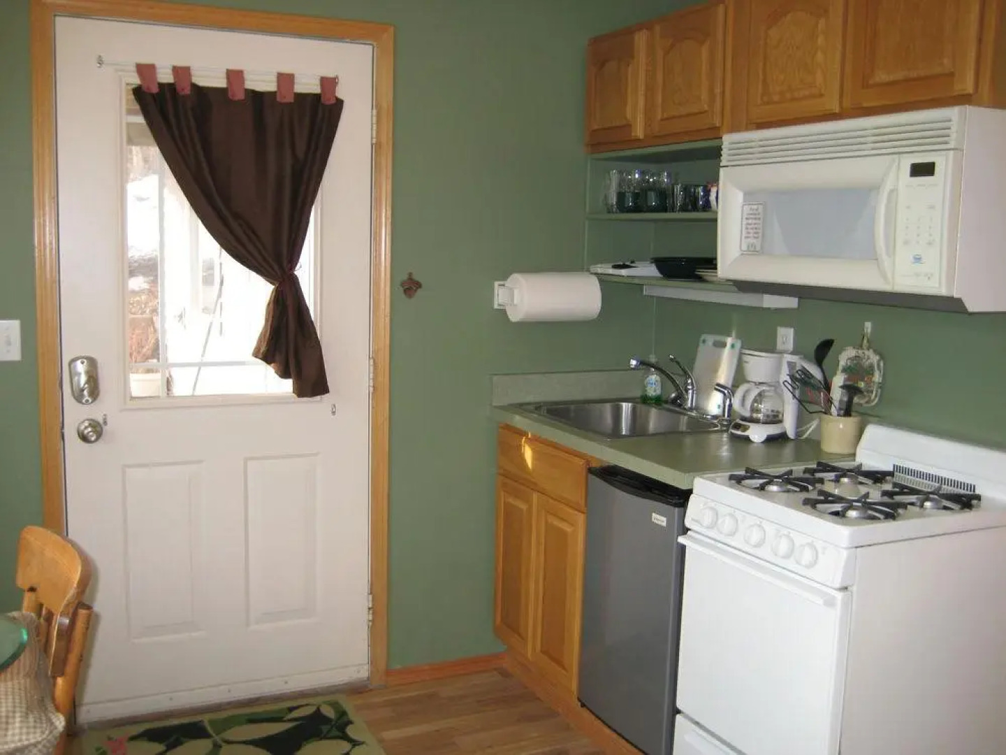 Alaska Garden Gate B&B and Cottages