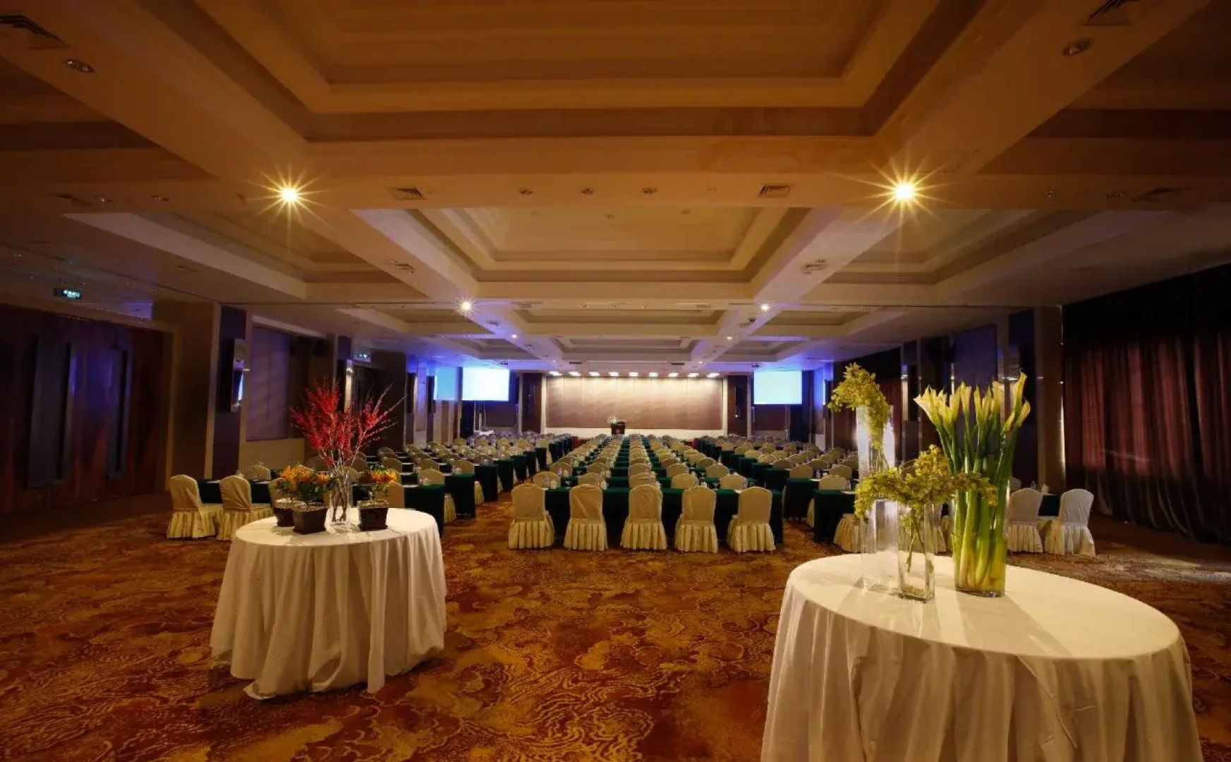 Kingdom Narada Grand Hotel