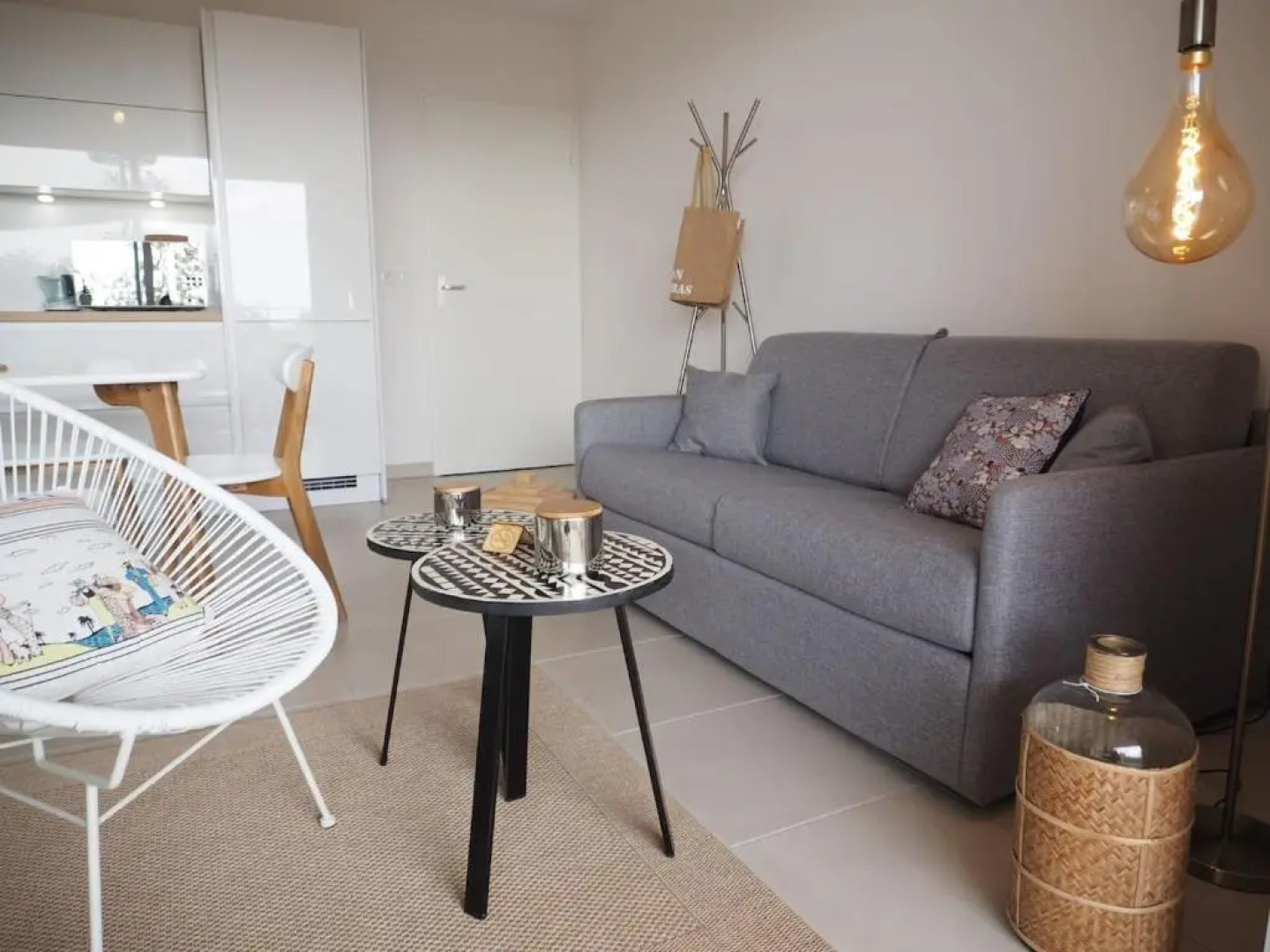 La Londe La Mer : appartement proche plages & vue superbe sur les îles d'or