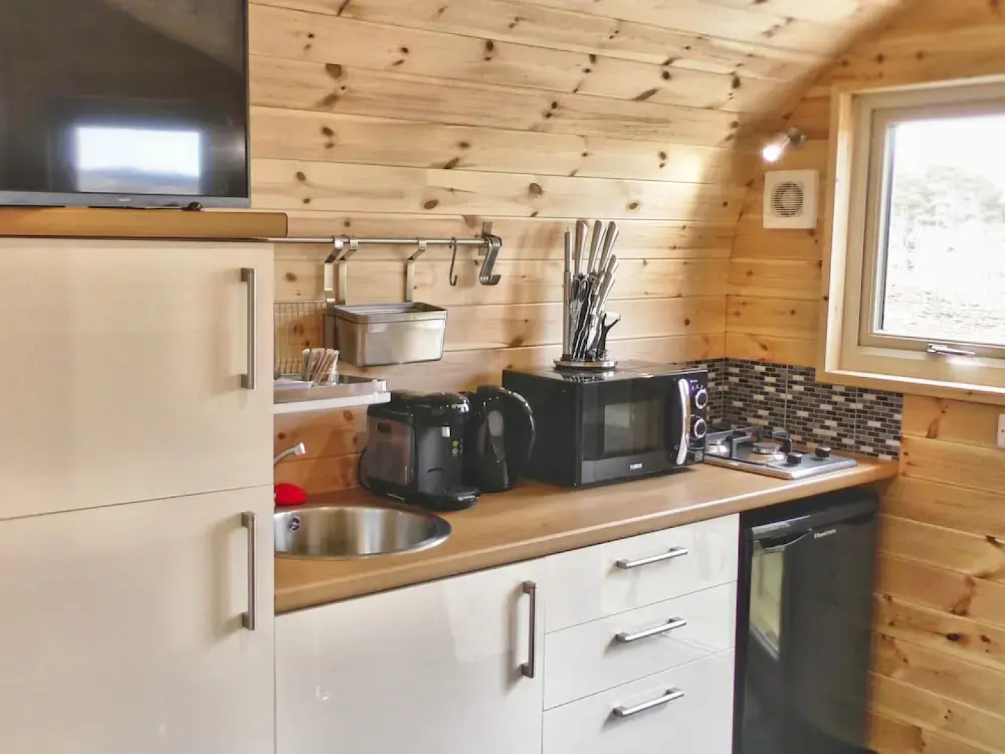 Tigh an Each B&B & Laggan Glamping