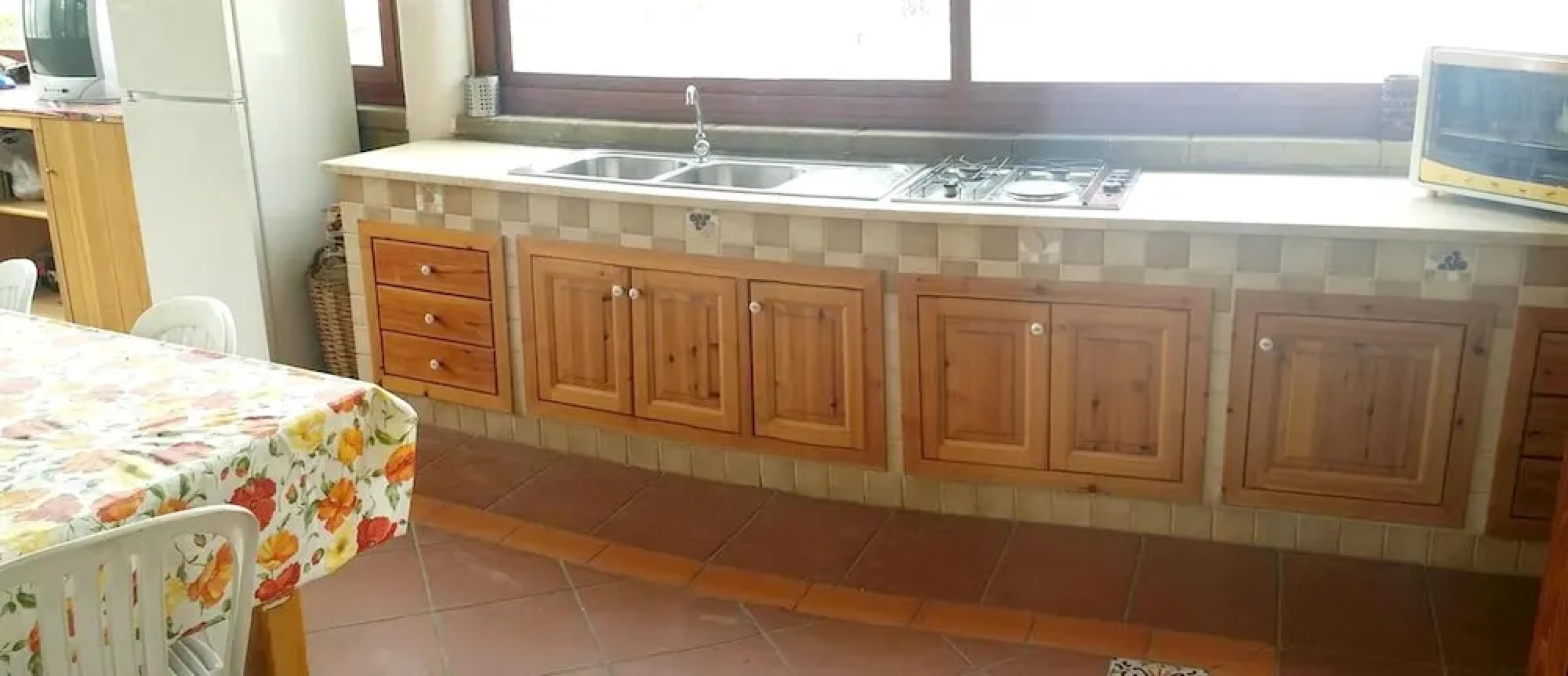 House With 2 Bedrooms in Vulcano, With Enclosed Garden Near the Beach