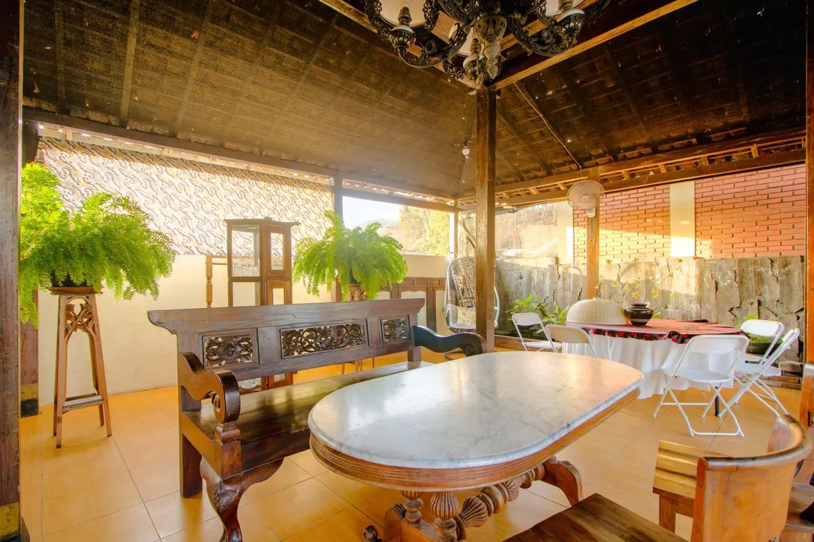 OYO 1533 The Paris Ocean