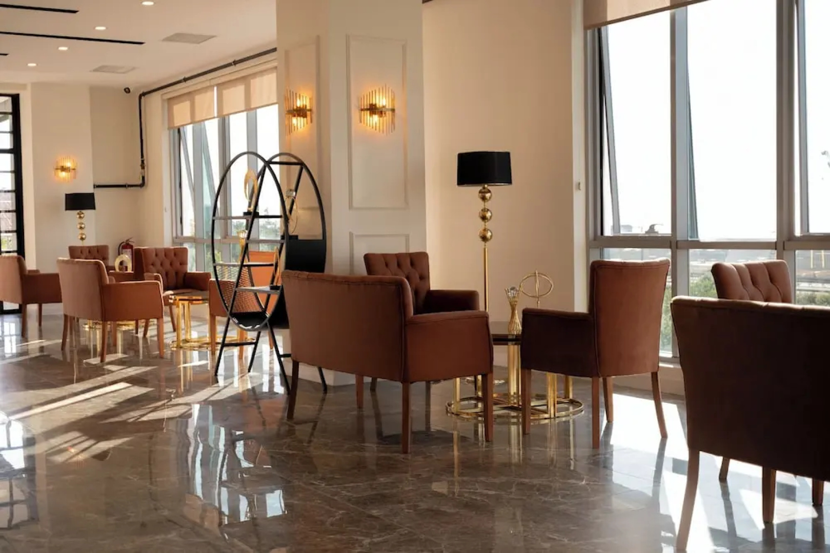 Newarise Hotel