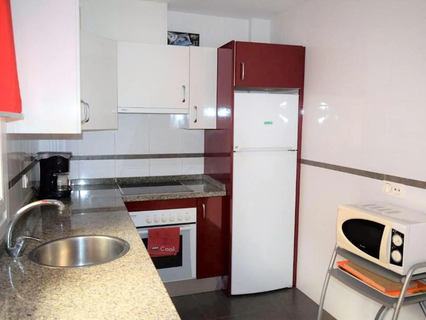 Pleasant apartment in Almerimar with shared pool