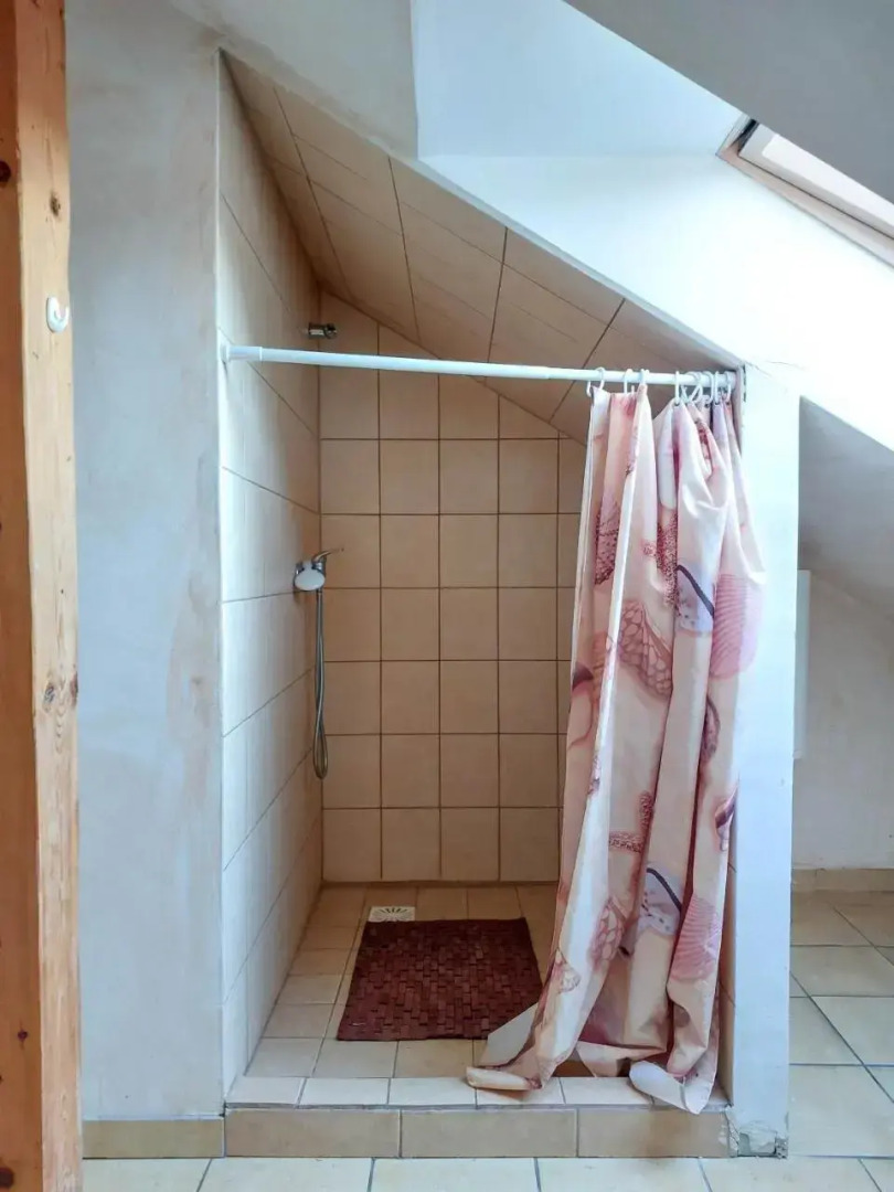 Willa Pod Starymi Lipami