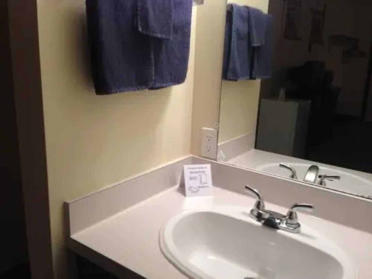 High River Motor Motel