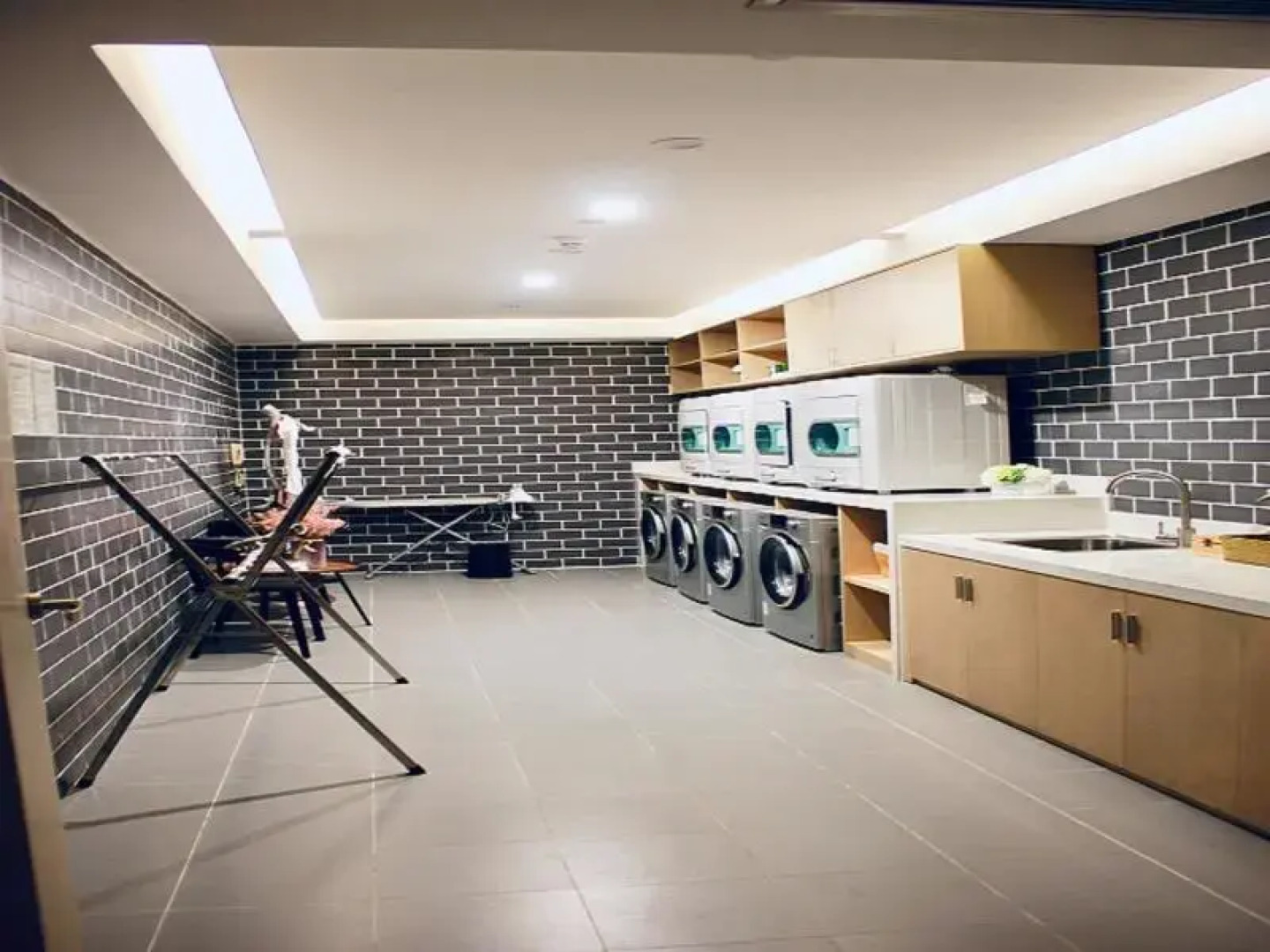 Orange Hotel Shenzhen Qianhai Bihai Bay