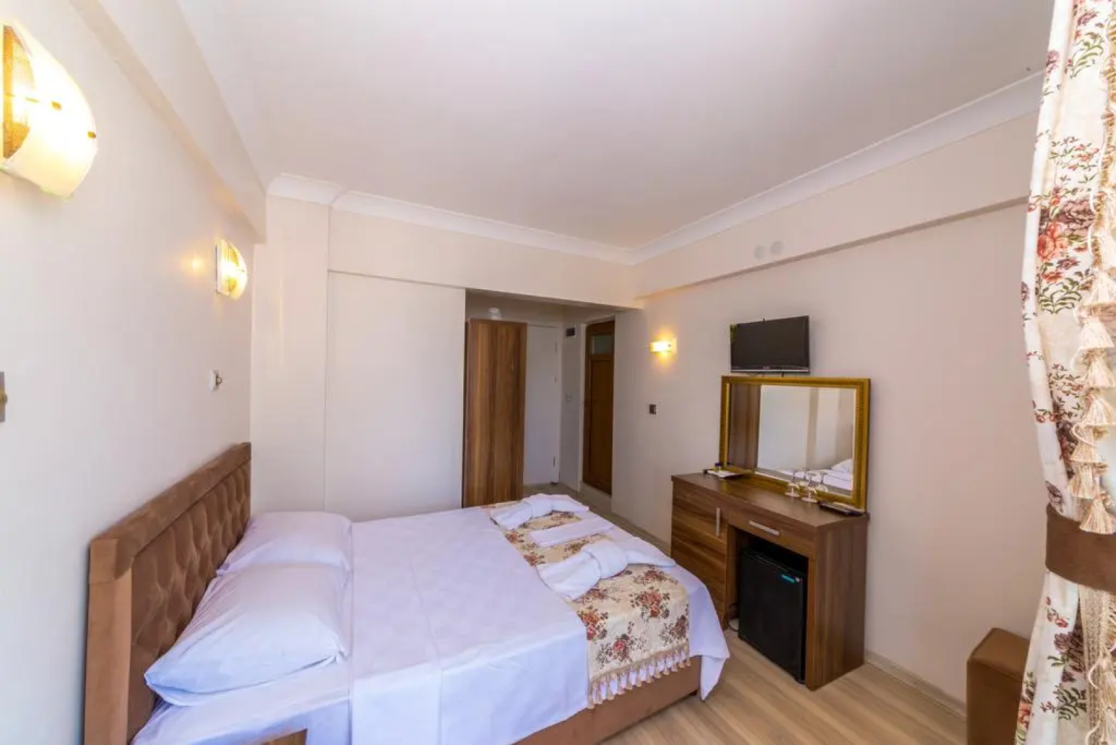 Reis Beach Hotel&Restaurant