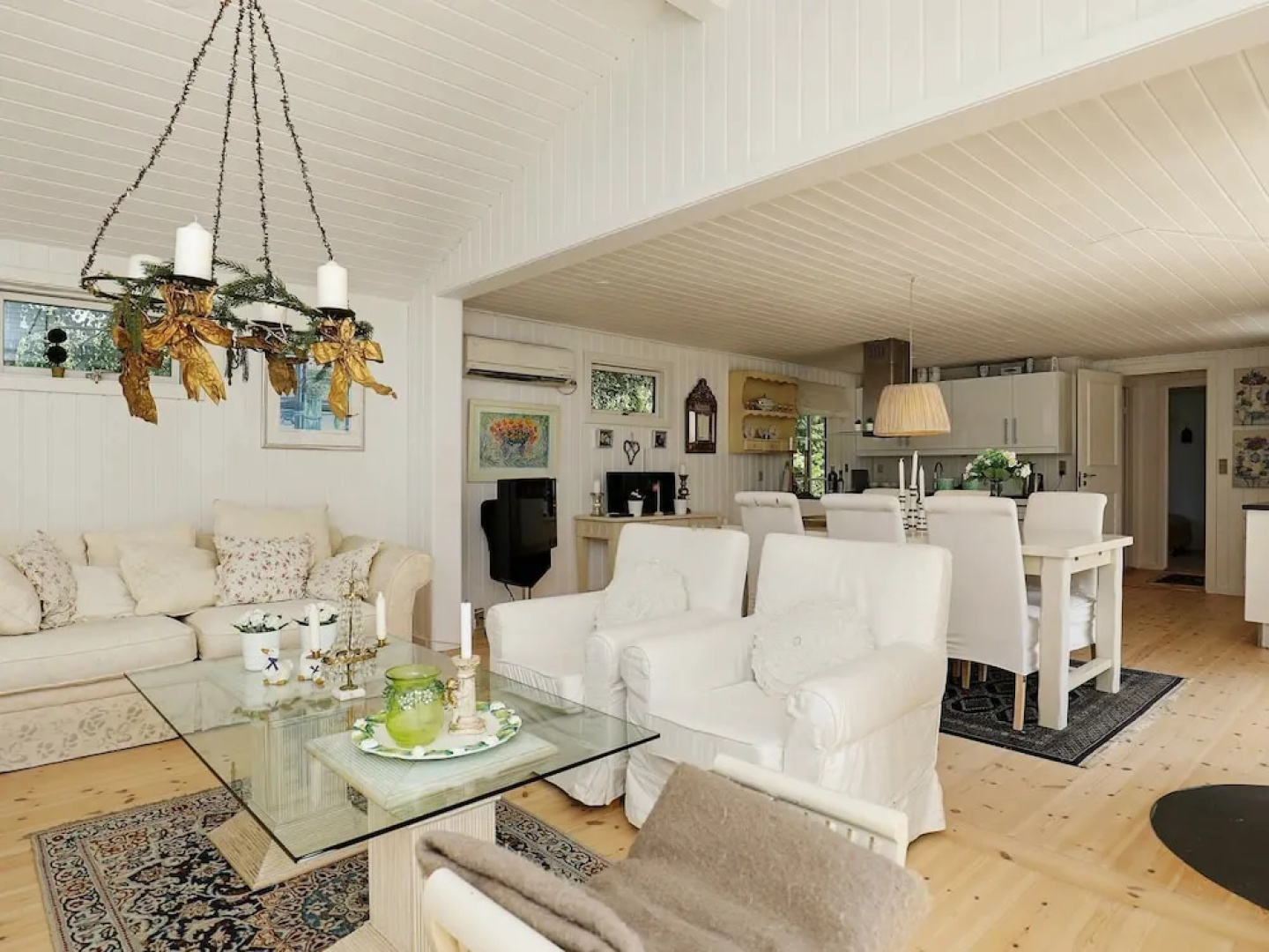 Modern Holiday Home in Hovedstaden With Roofed Terrace
