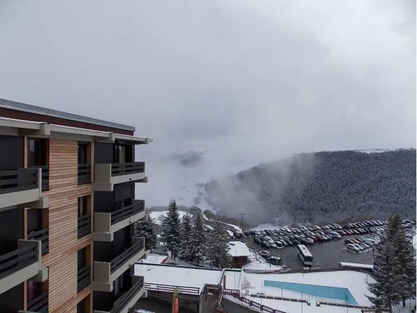 Apartment With one Room in Gouaux-de-larboust, With Wonderful Mountain