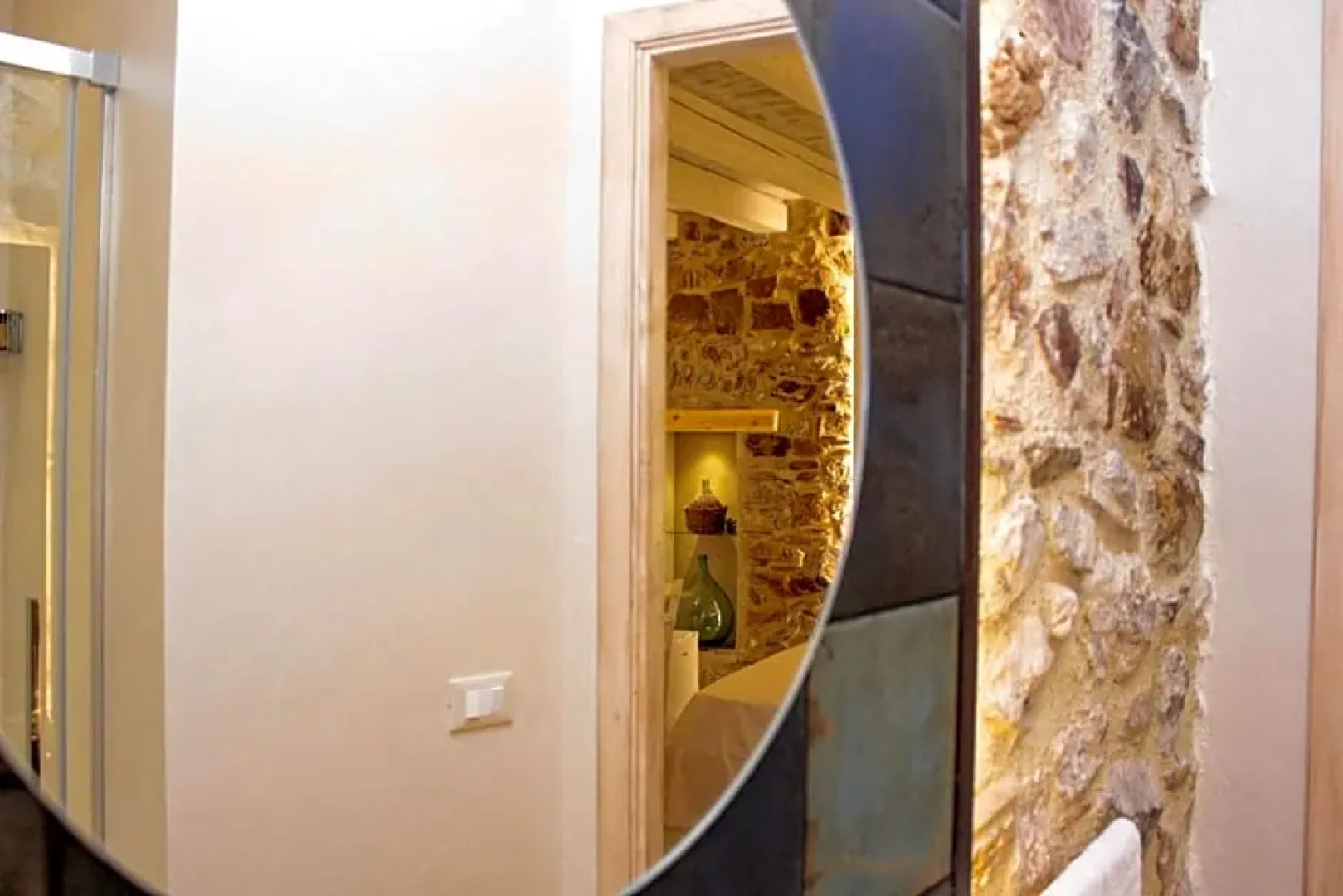 PORTA SOPRANA Luxury guest house &Spa