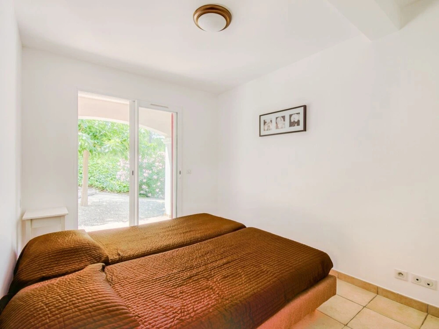 Splendid Villa With Private Pool on Secure Private Domain, 16 km From Ste Maxime