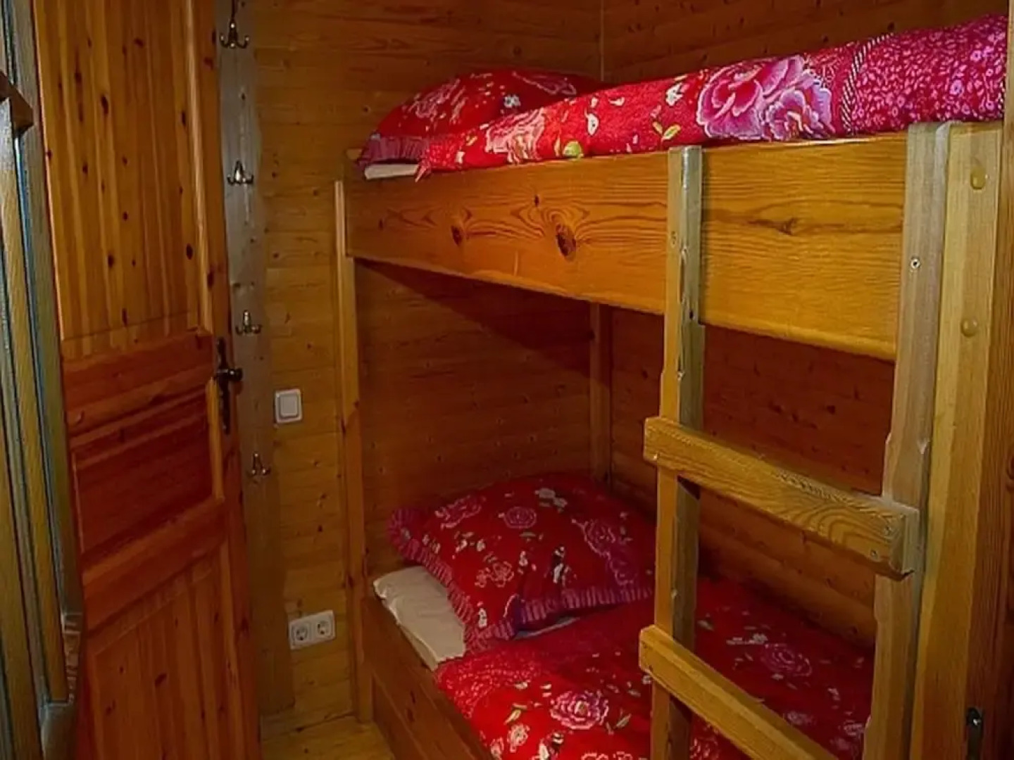 Chalet in Reinskopf With Fireplace