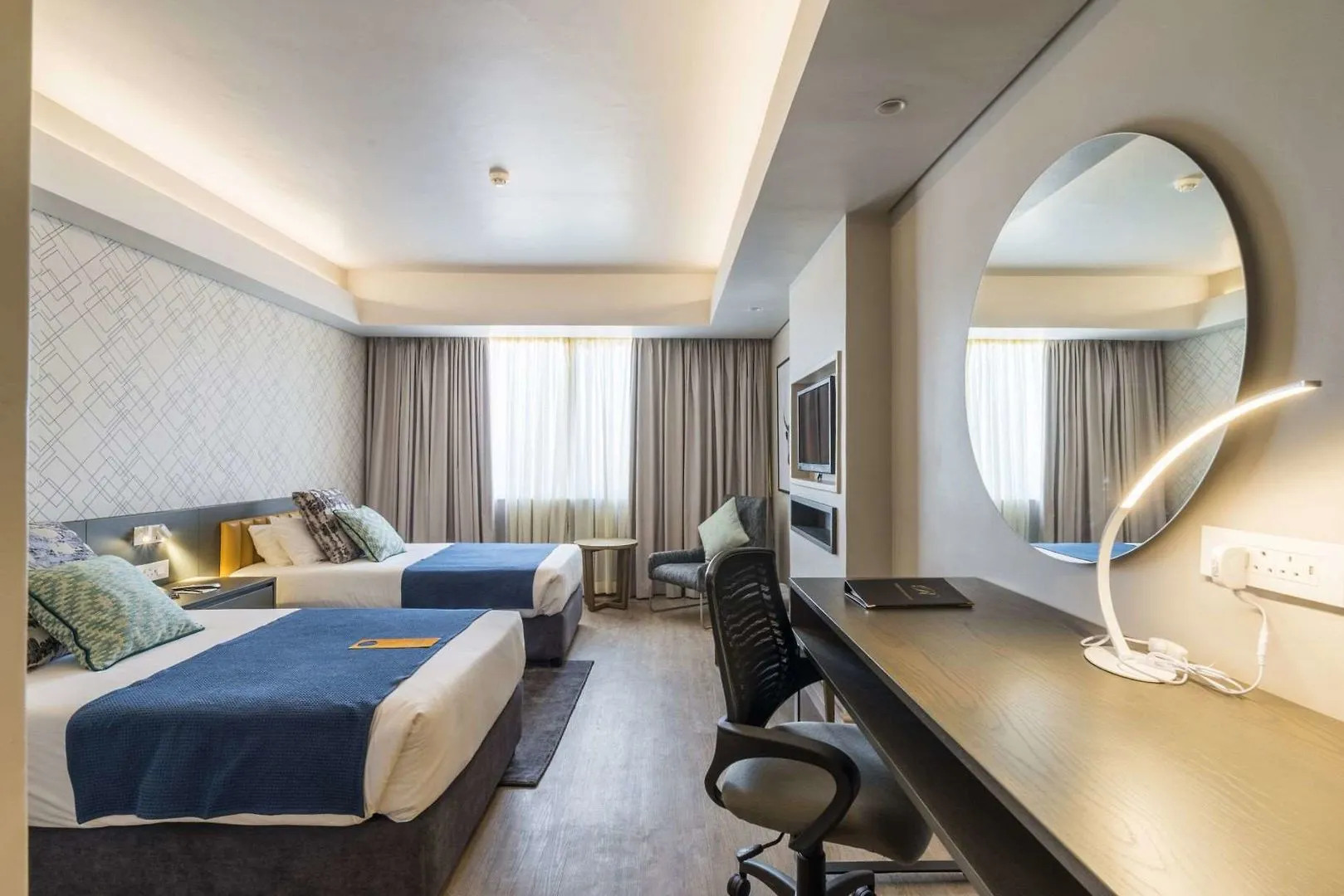 Rainbow Towers Hotel And Conference Centre