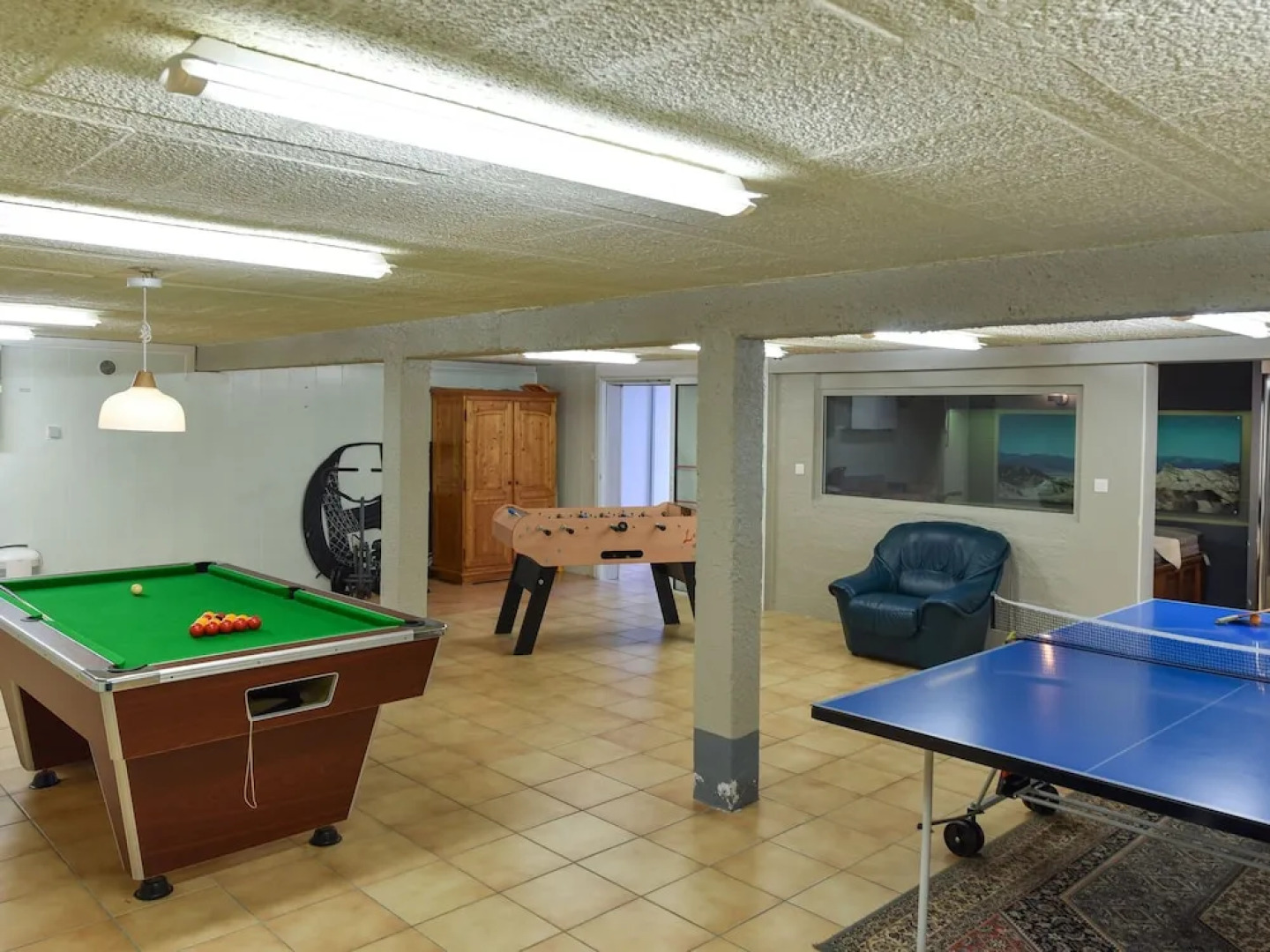 Detached Villa Within Walking Distance of the Beach, With a Swimming Pool and a Sauna