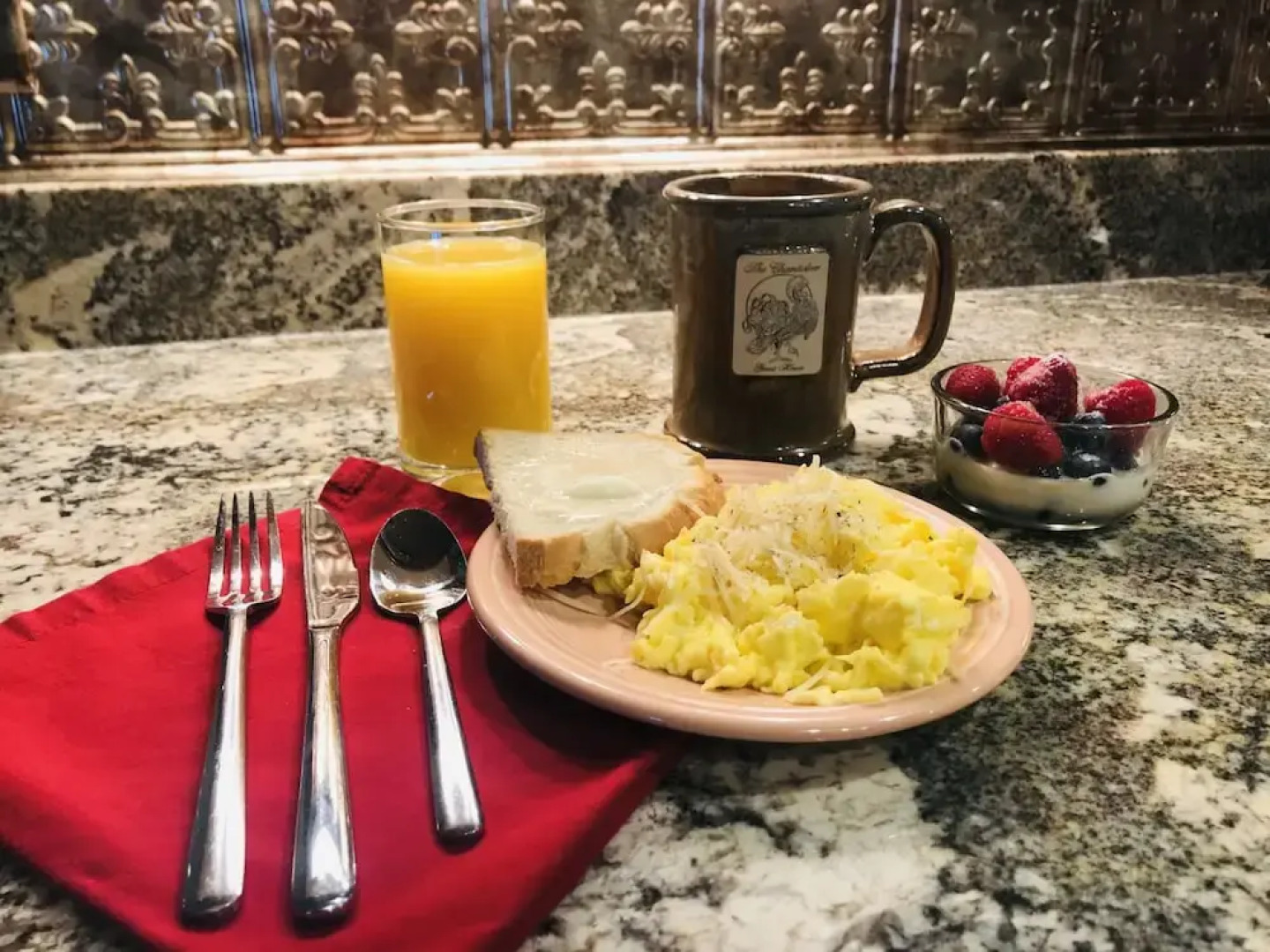 Chanticleer Guest House