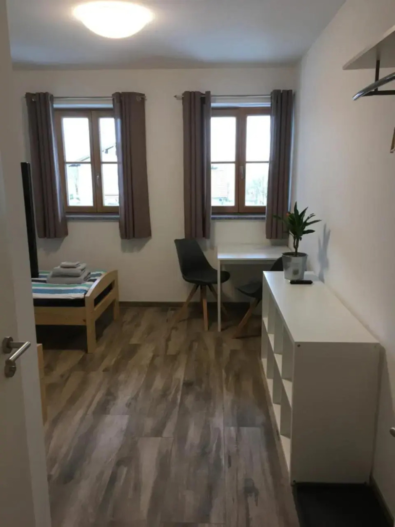 Schmid - Zimmer auf Zeit