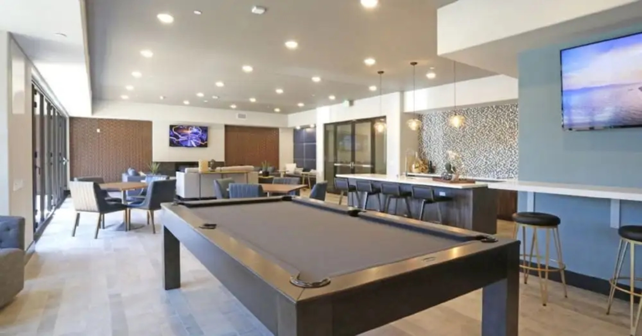 Global Luxury Suites in Campbell