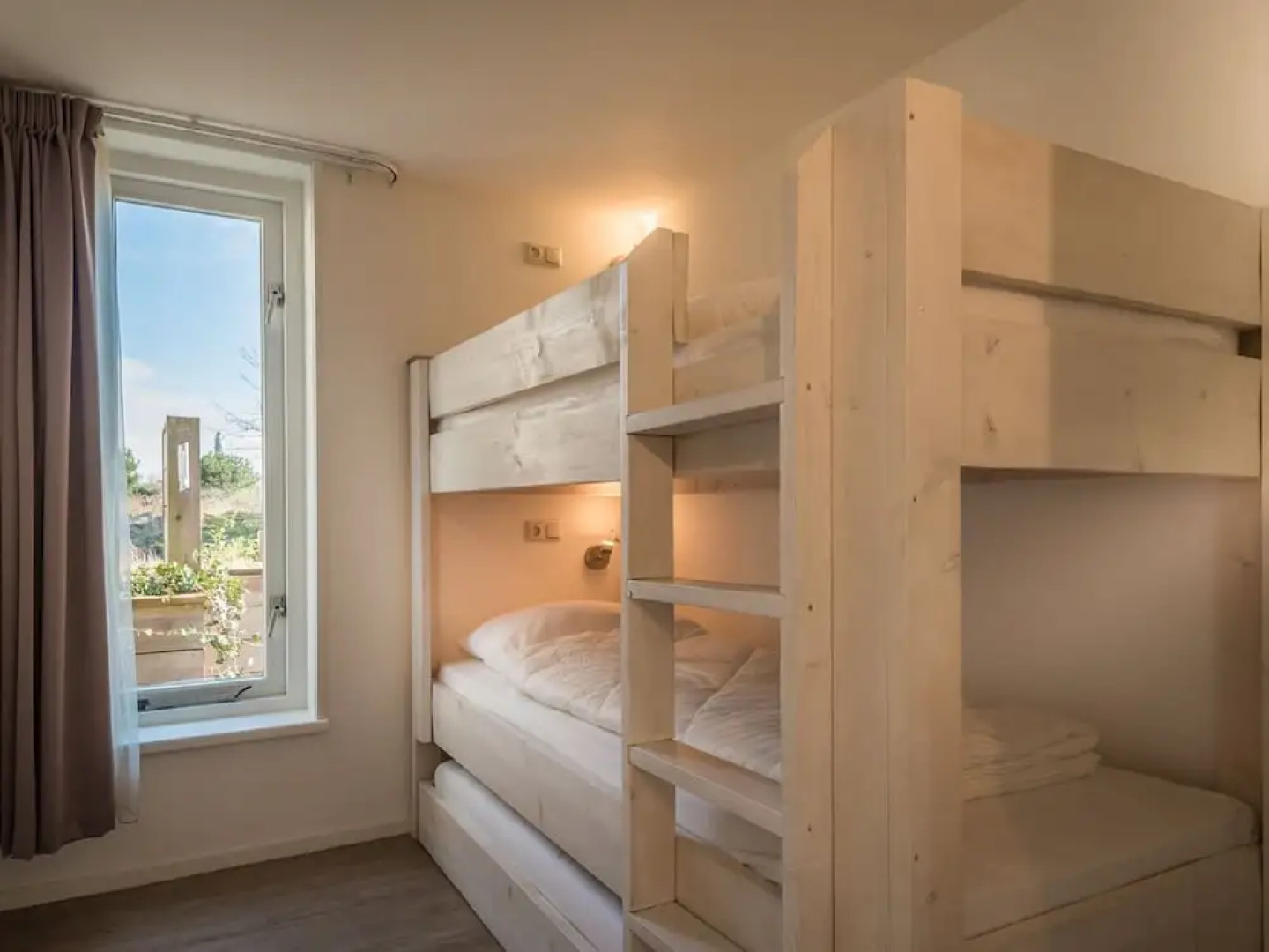 Modern Apartment With a Dishwasher, on Isle Schiermonnikoog