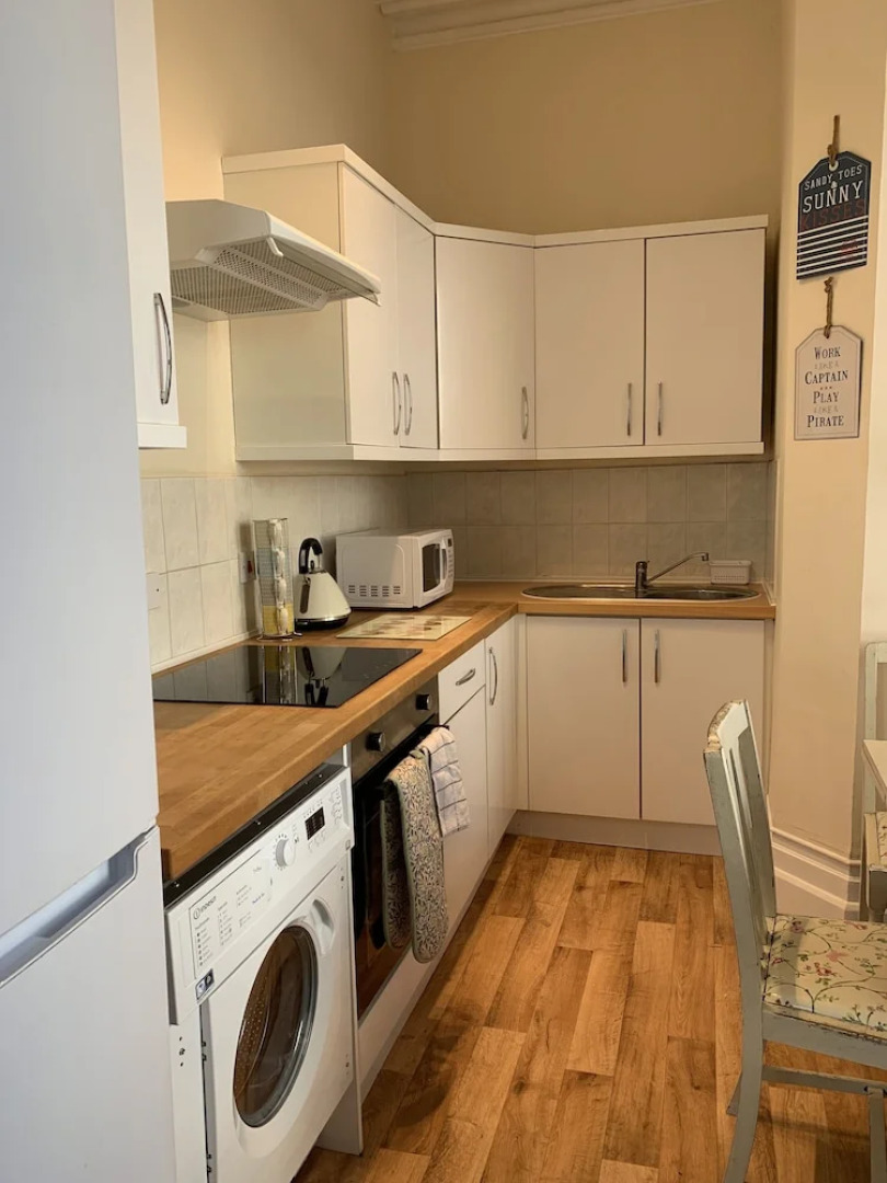 Charming 1-bed Apartment in Ventnor