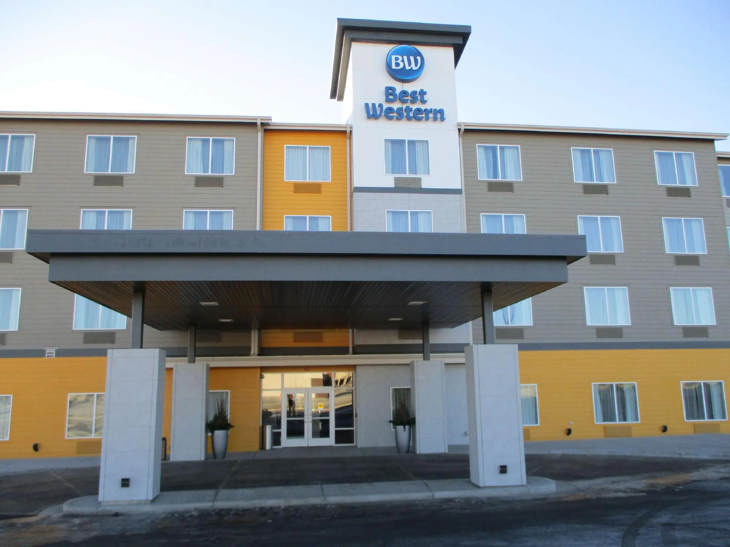 Super 8 Bismarck North