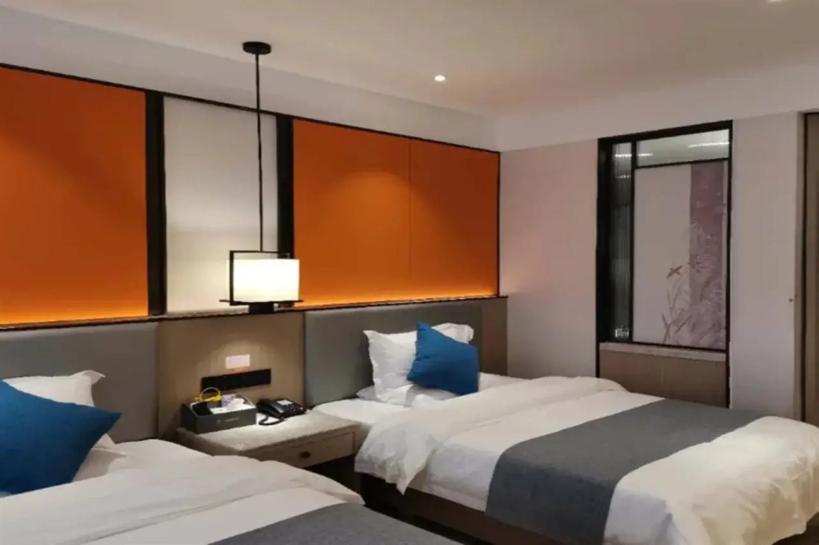 Fangyuan Business Hotel (Neixiang Nanyang)