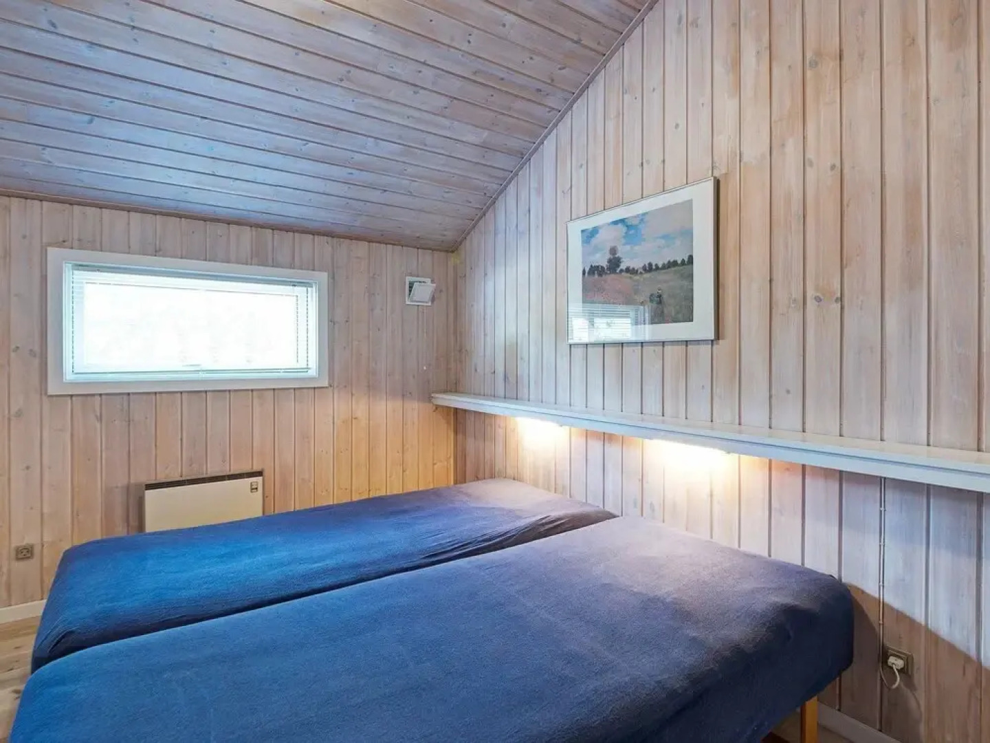 Chic Holiday Home In Nexø With Whirlpool