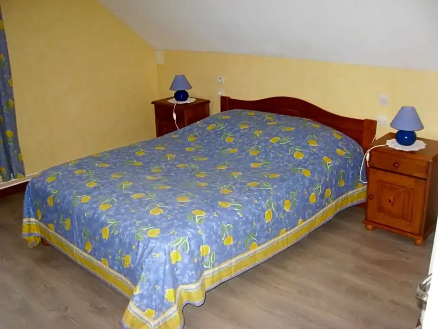 Les Chambres dEbalet