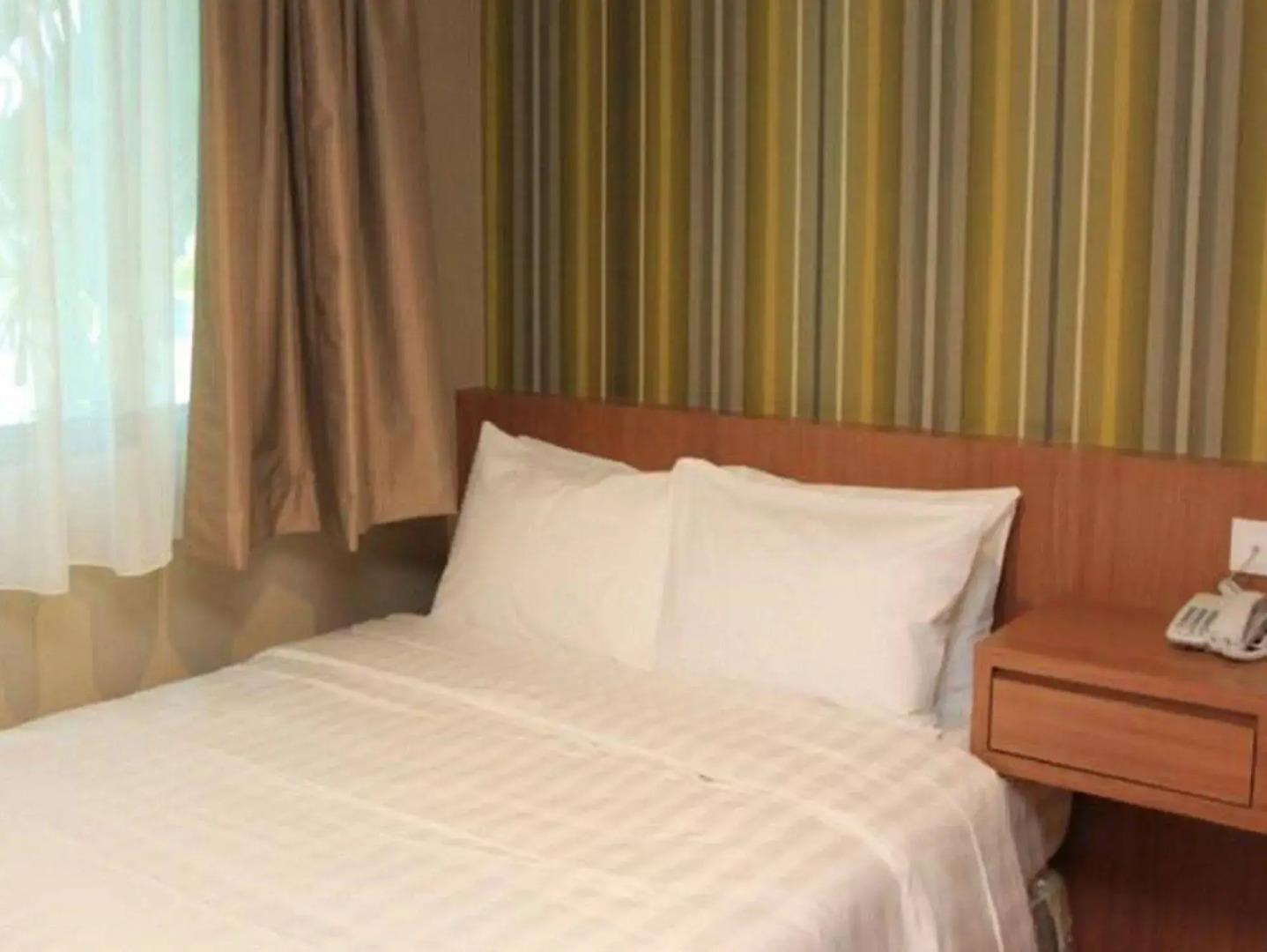 Likas Square Apartment Hotel