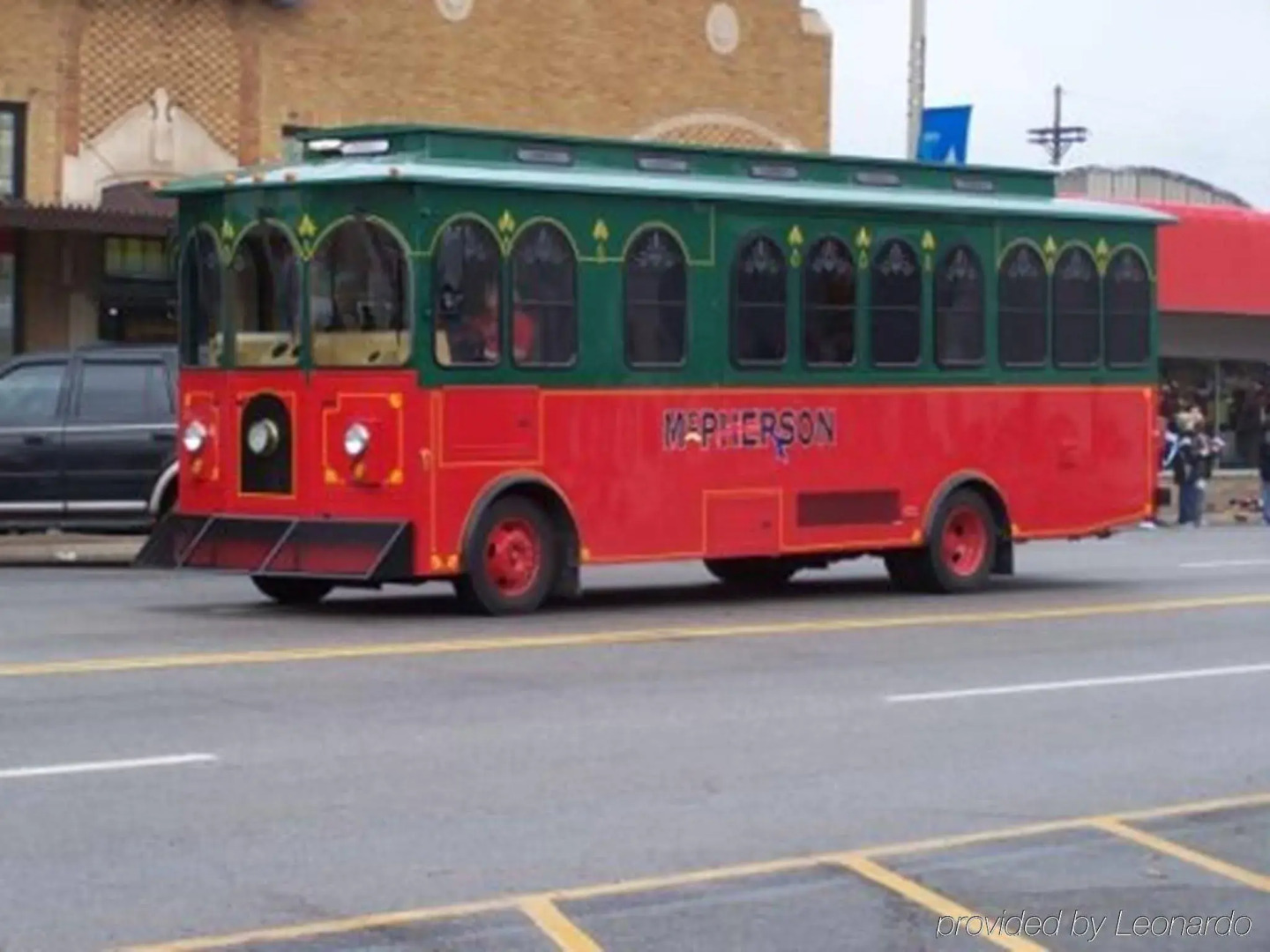 Holiday Inn Express & Suites McPherson by IHG