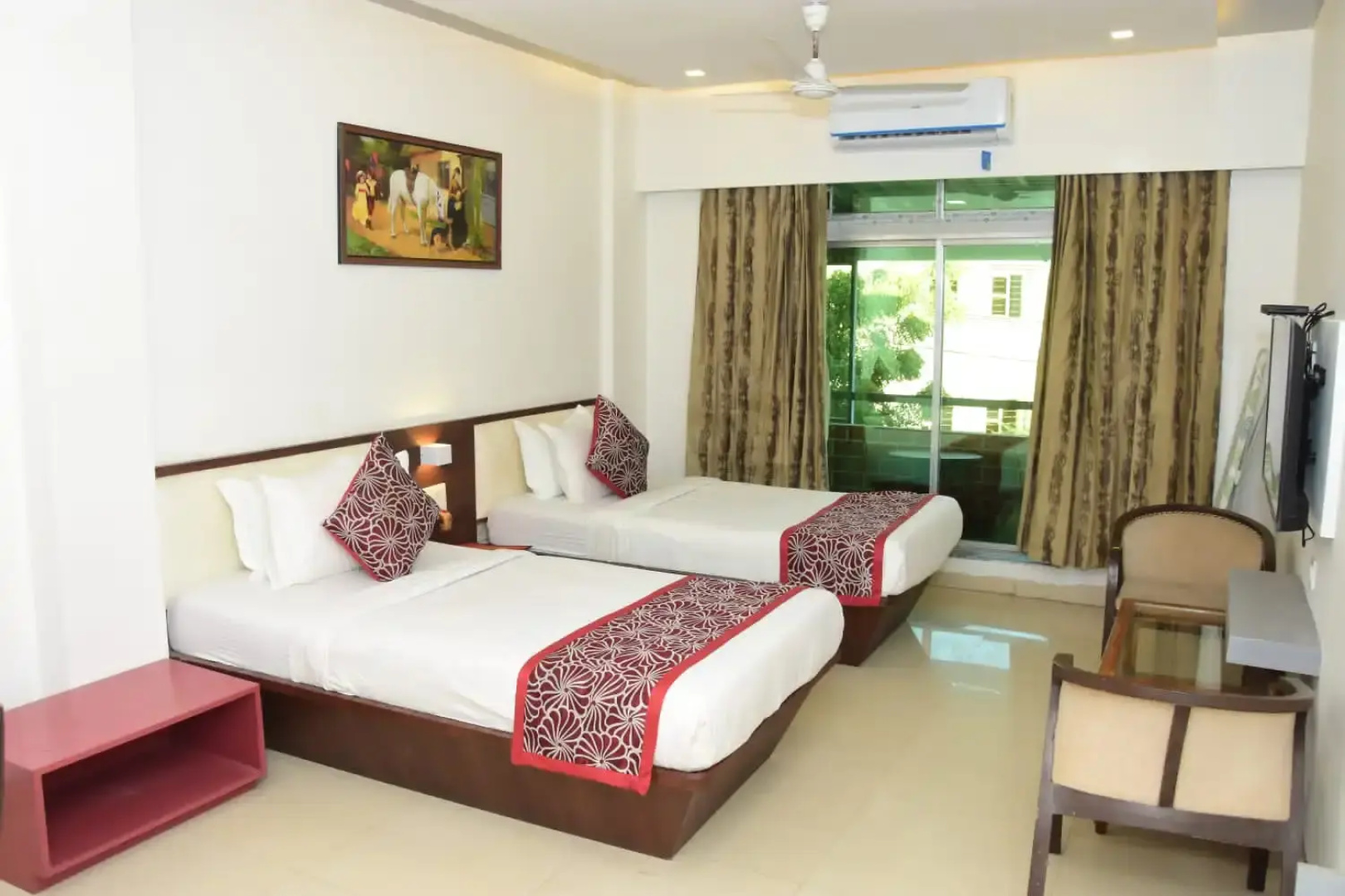 Hotel Shiv International