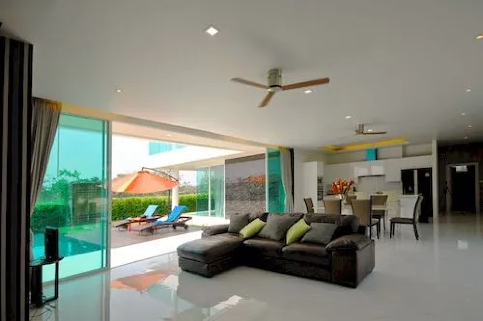 Aria Lake and Golf Villa