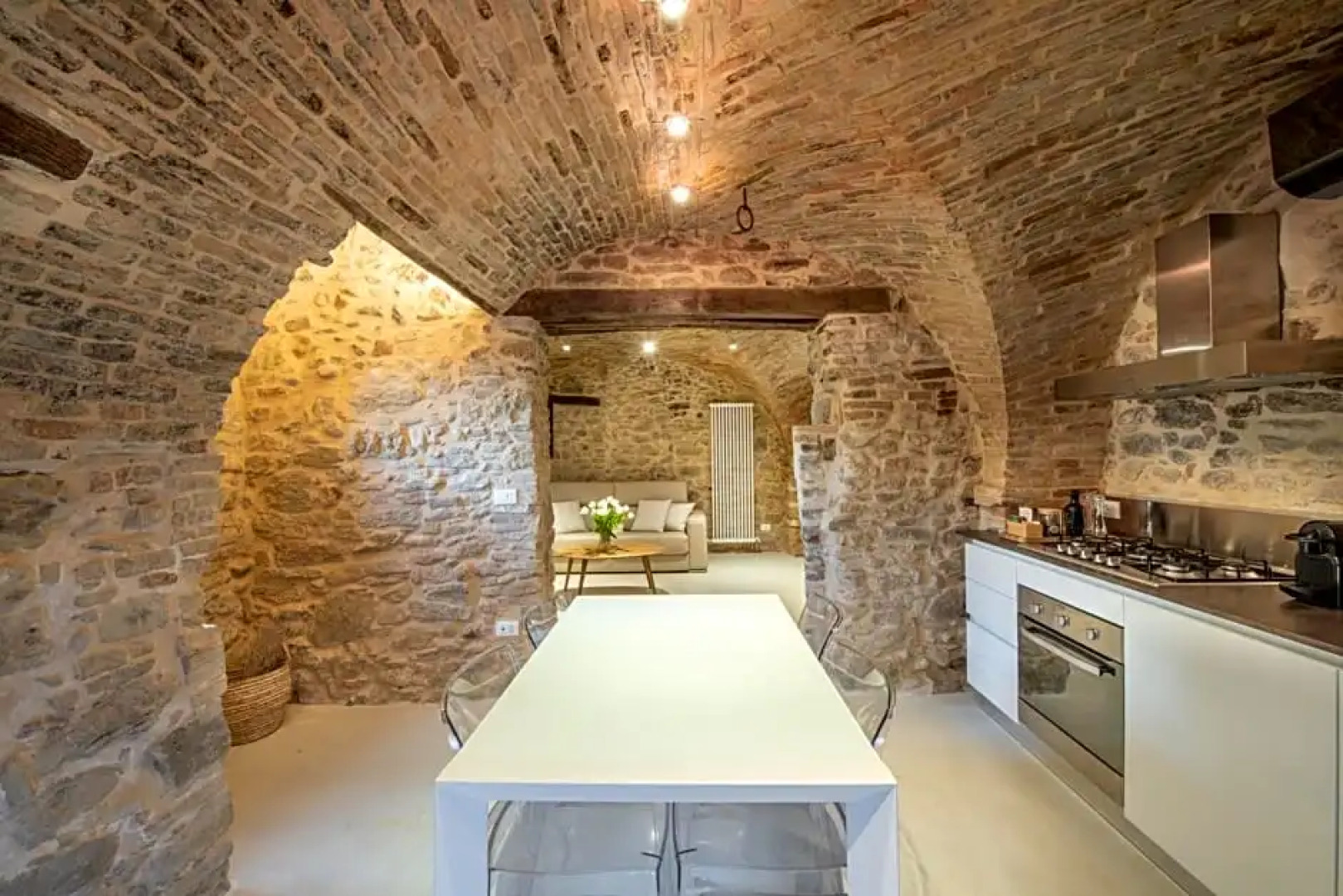 Borgo Baccile by Vini Fantini