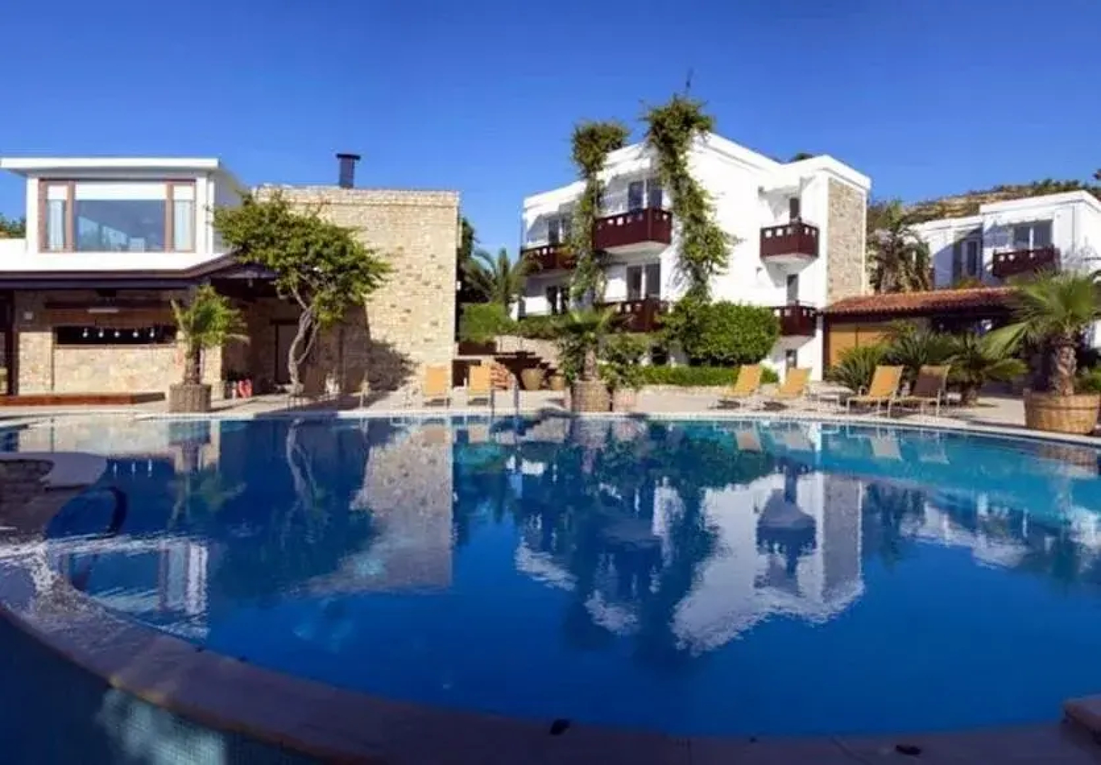 Maki Otel