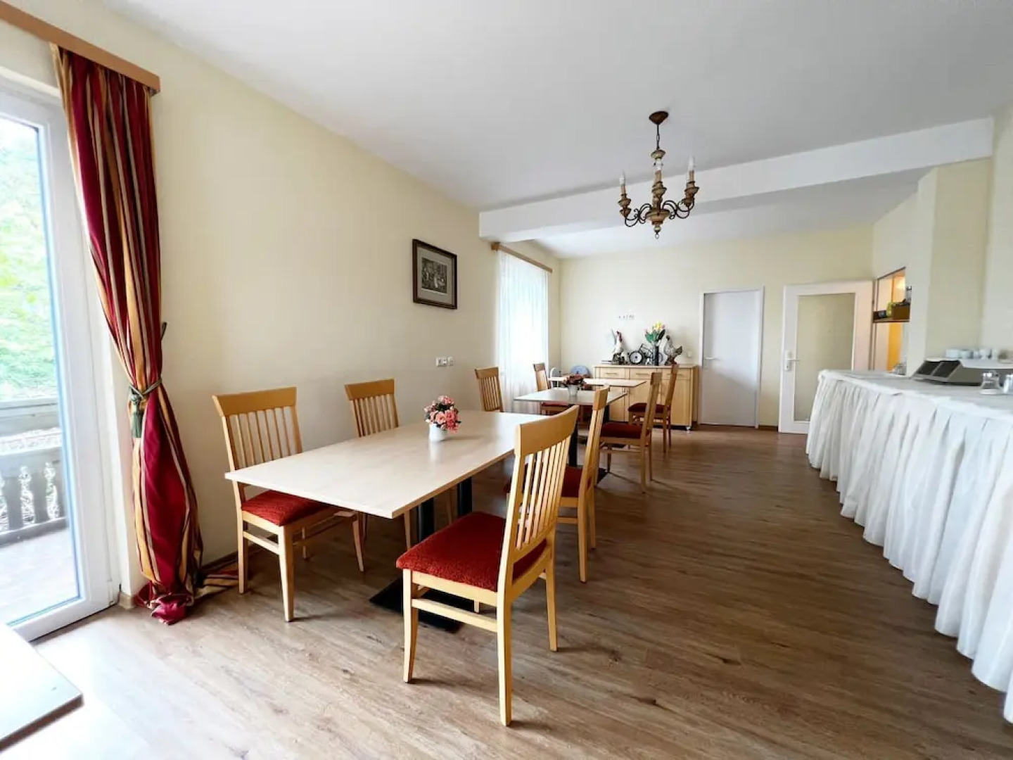 Bed and Breakfast Eder