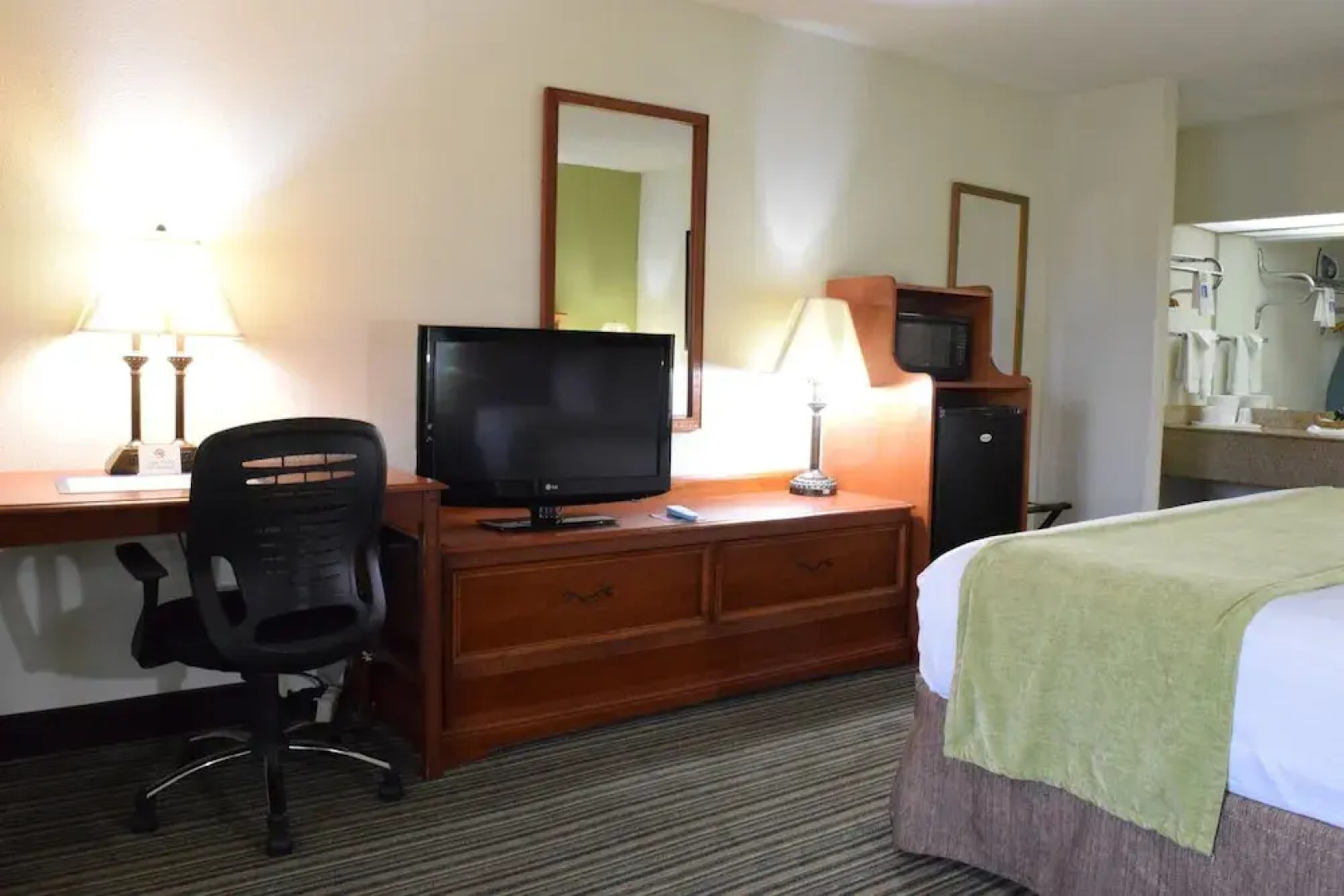 Ramada Savannah