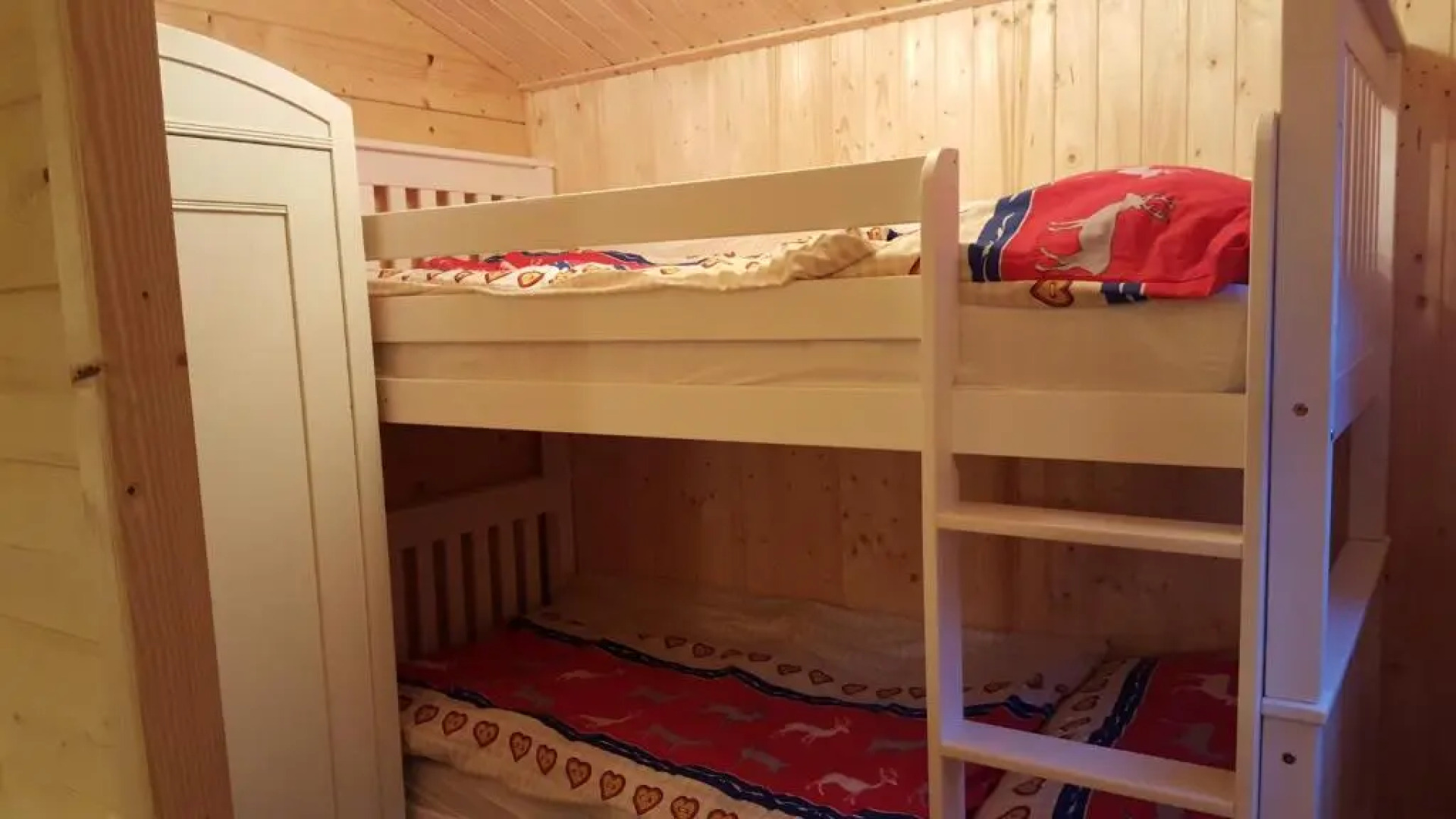 SwissCottages Blockhaus