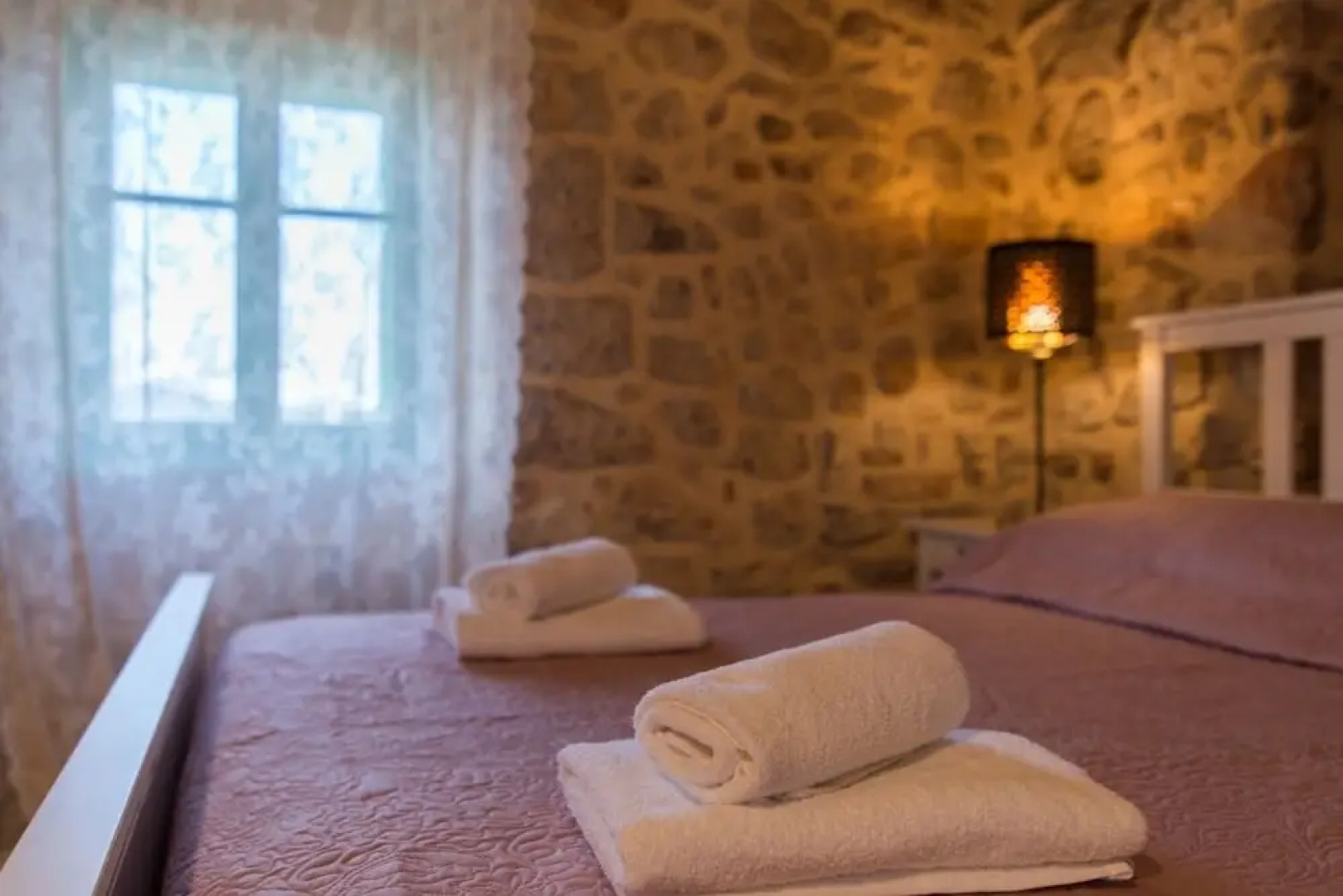 Peace - Rustic With Pool - H