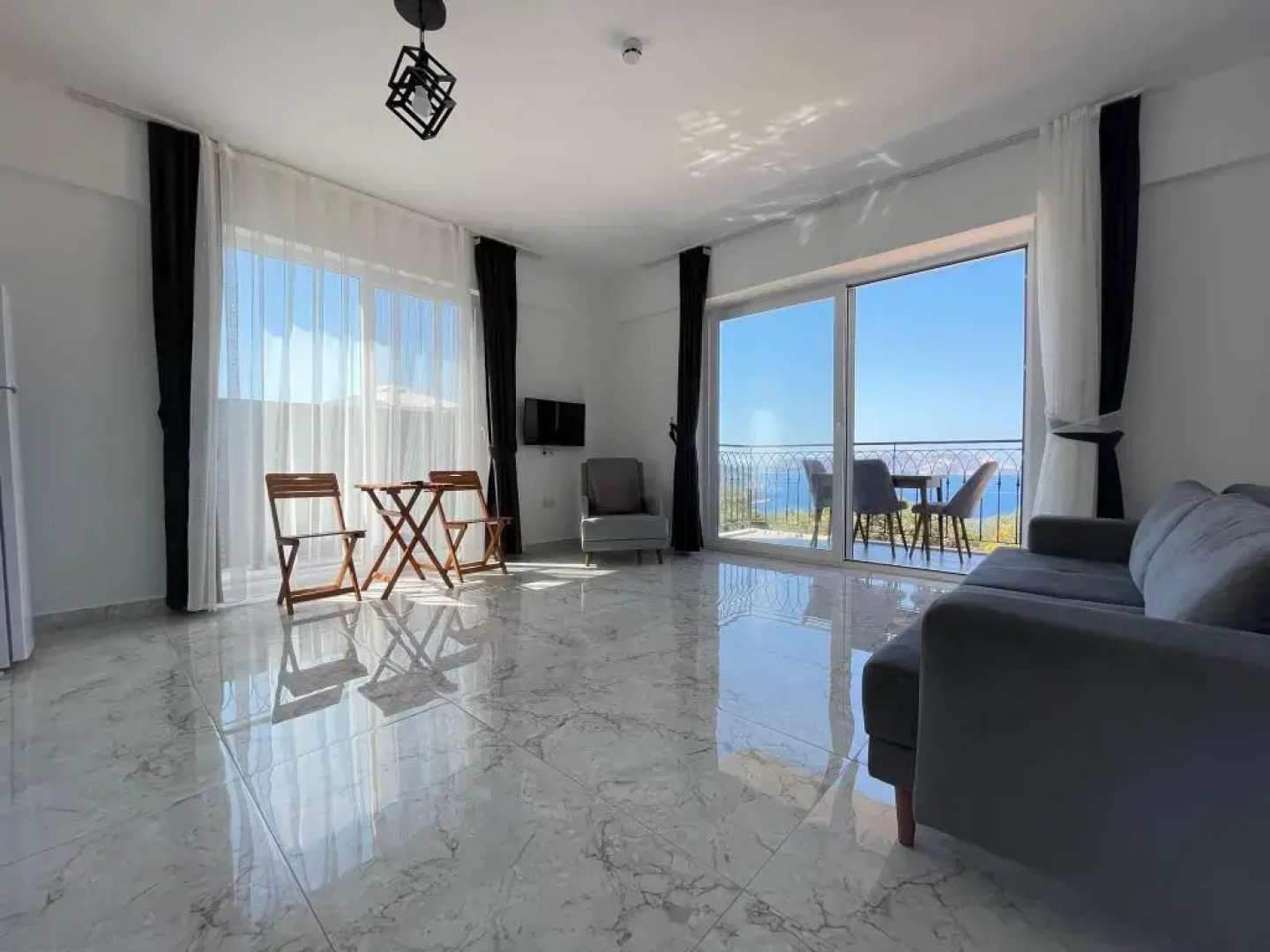 Kaş Eylül Suit Apart