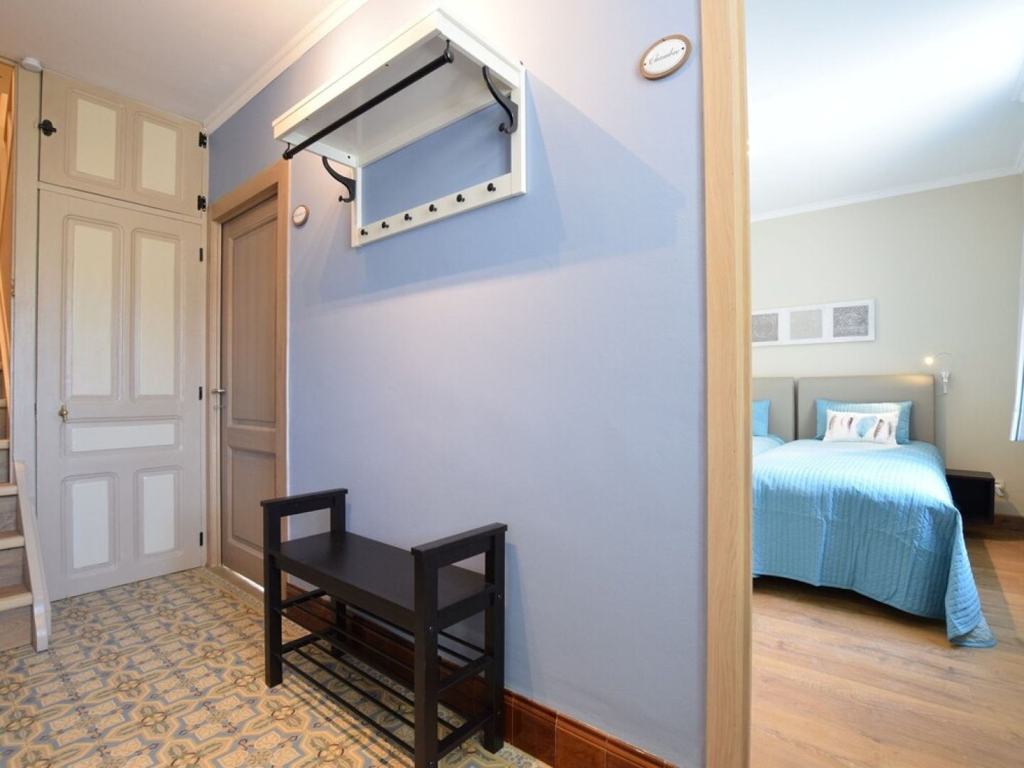 Cozy Family Home for a Meeting Between Nature And History