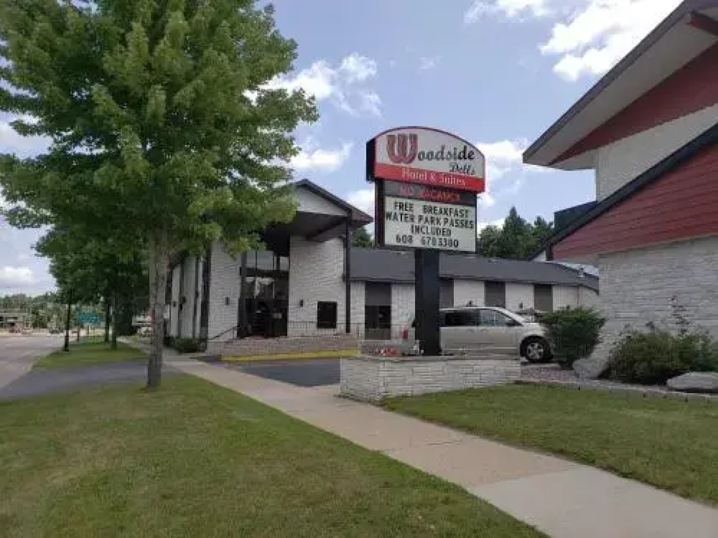 Woodside Dells Hotel