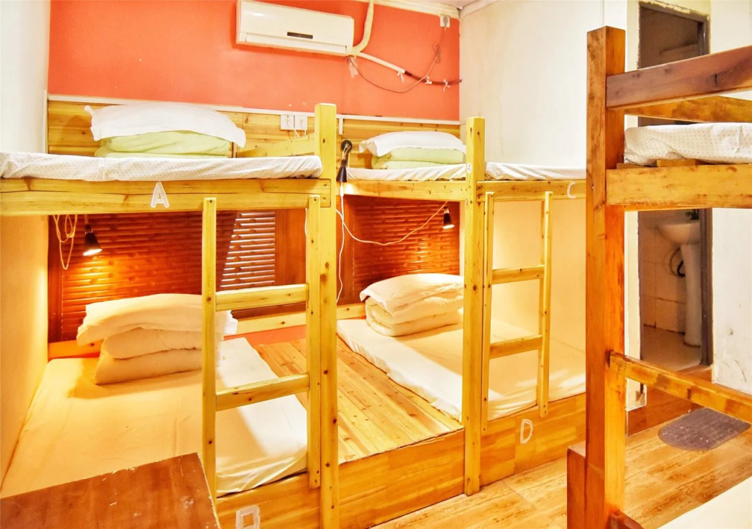 Guilin La Flowers Hostel