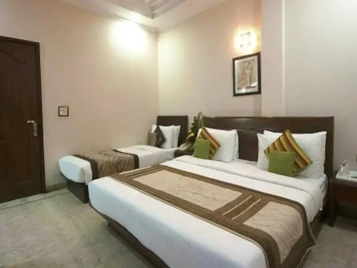 Hotel Sun City by OYO