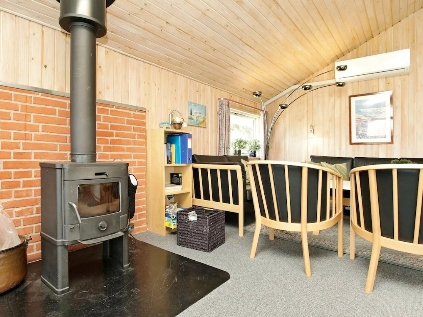 Modern Holiday Home in Millinge Near Sea