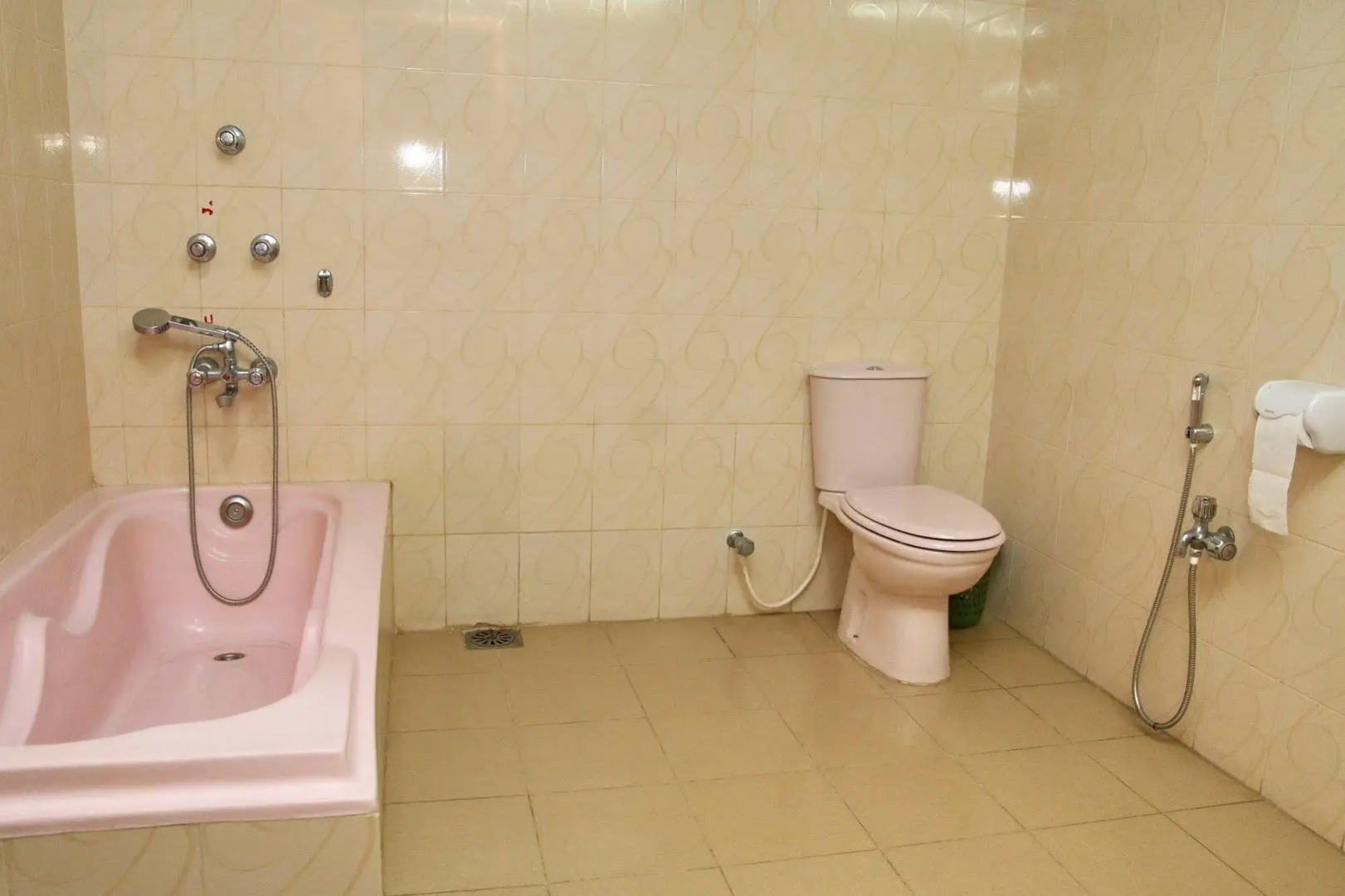 Richmond Hotel & Apartments