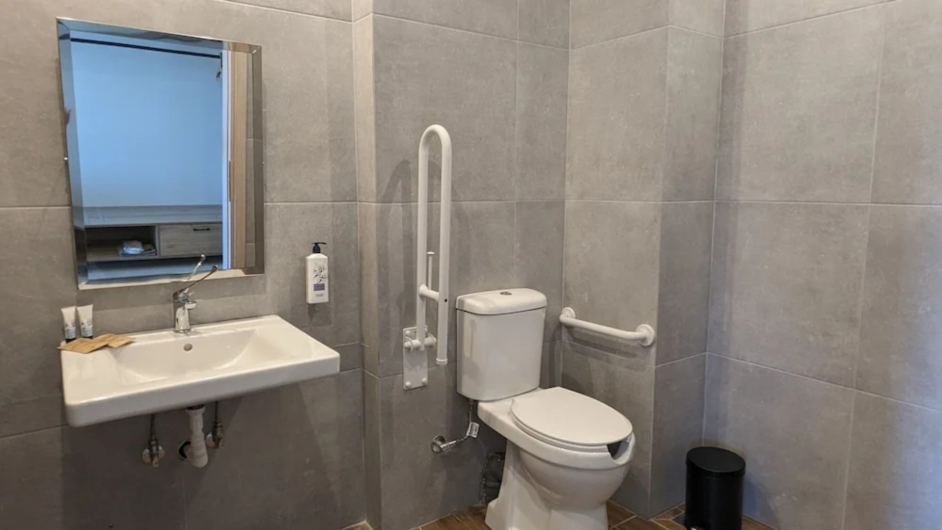 Costa Ionica Mytikas Seaside Hotel