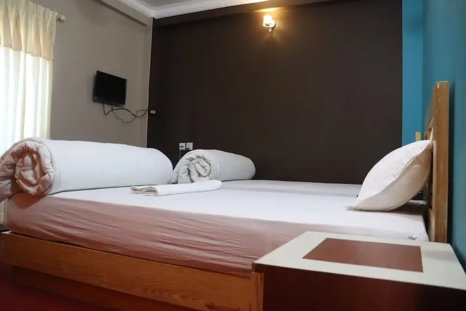 Hotel Young's Stupa